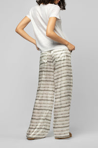 T-shirt Tokyo à col V en sergé de lin irisé - White