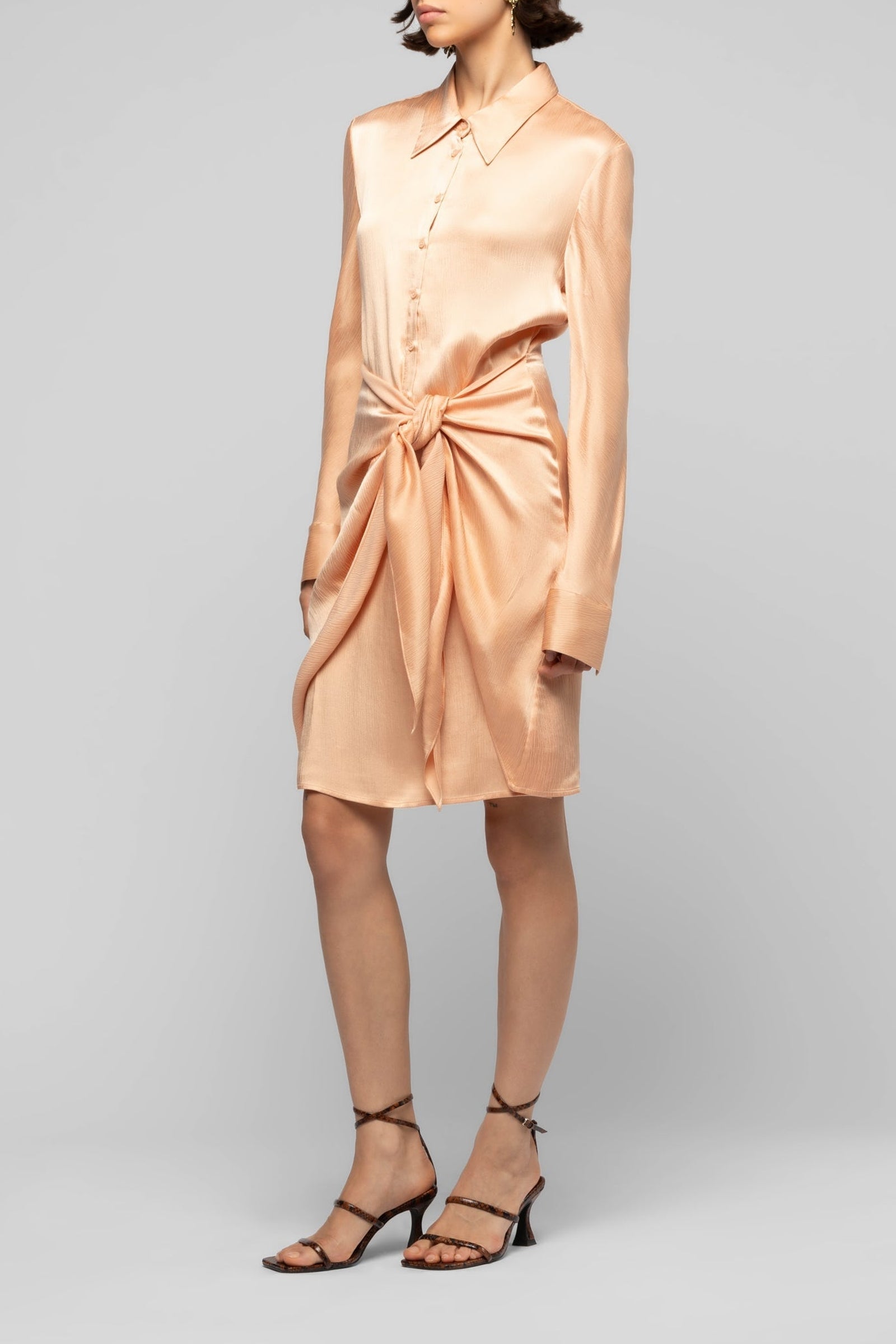 Robe chemise Ramelie nouée à la taille - Camel