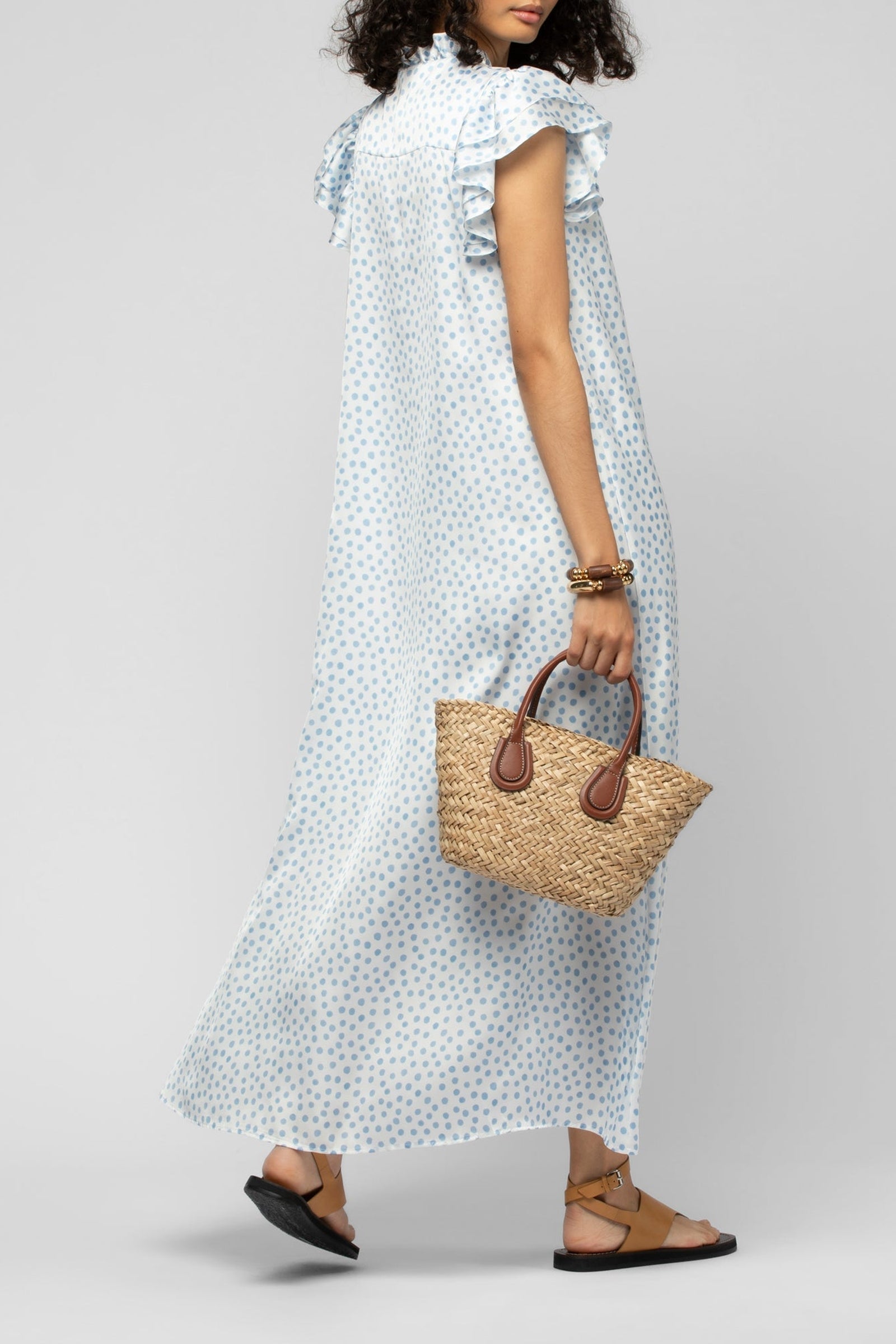 15 QTY NEW ROBE LONG À VOLANT