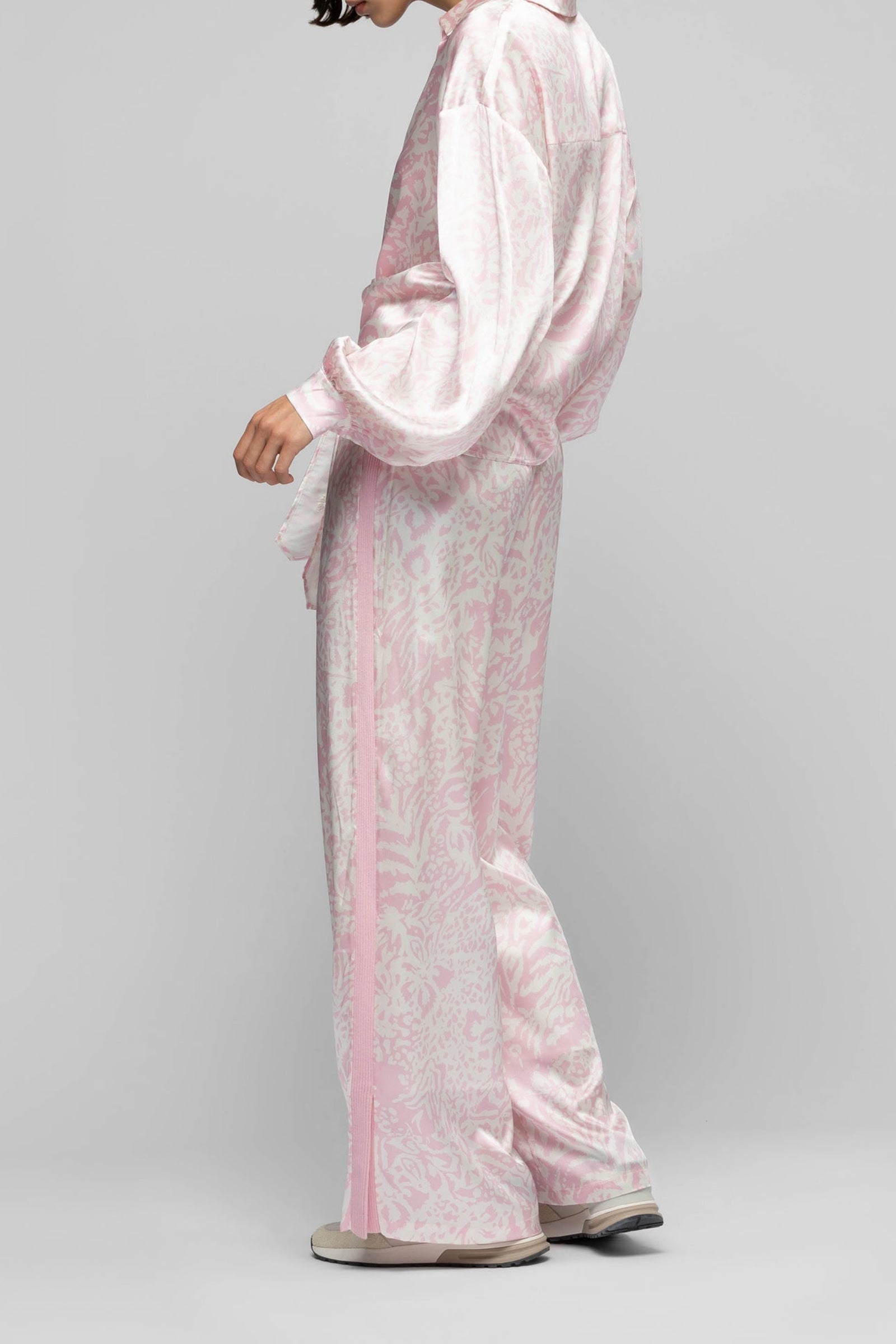 Taeva silk blouse with ties at waist - Printleo