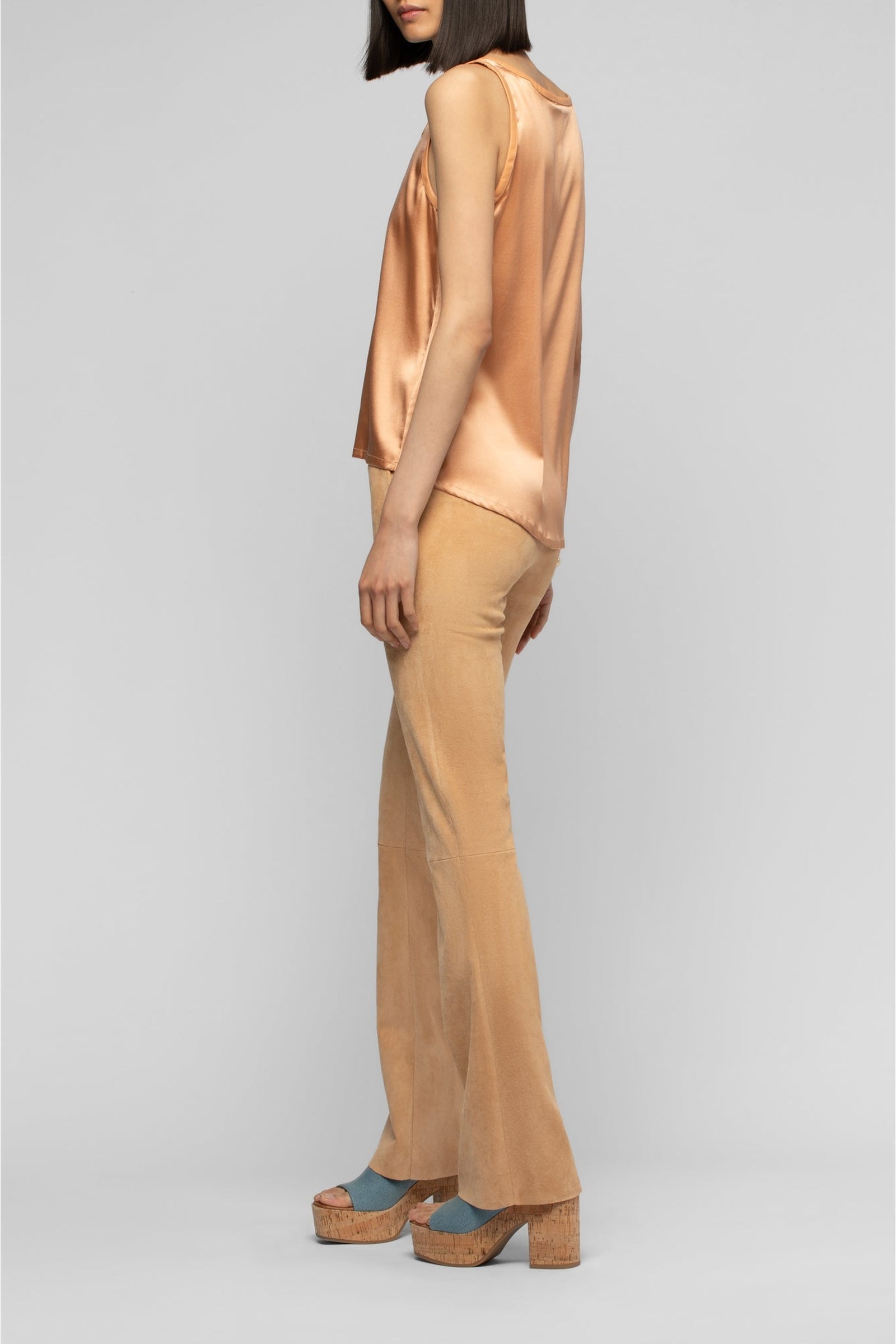 Débardeur Taila en soie à col rond avec détails en cuir - Camel