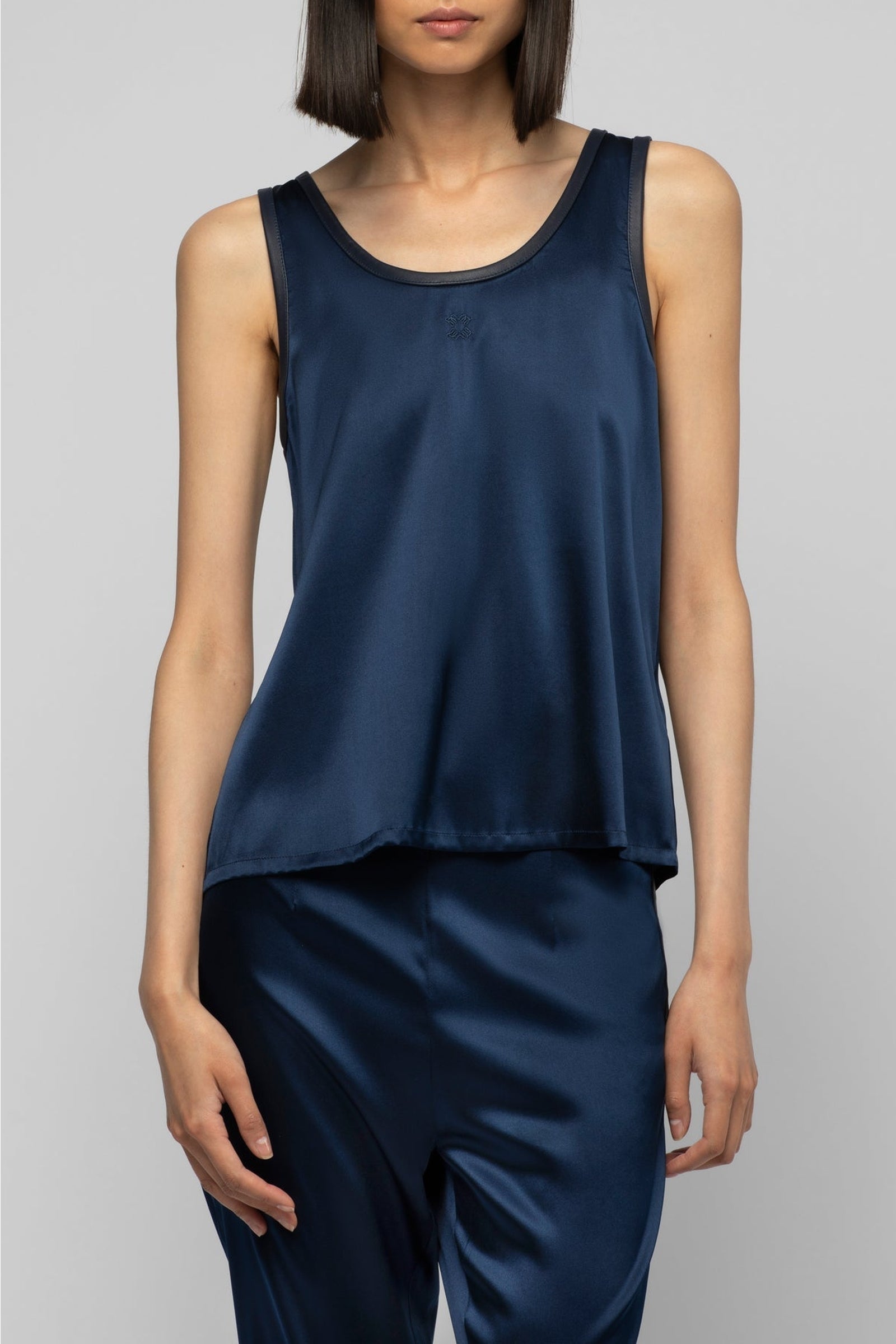 Taila silk round-neck tank top with leather details - Navy