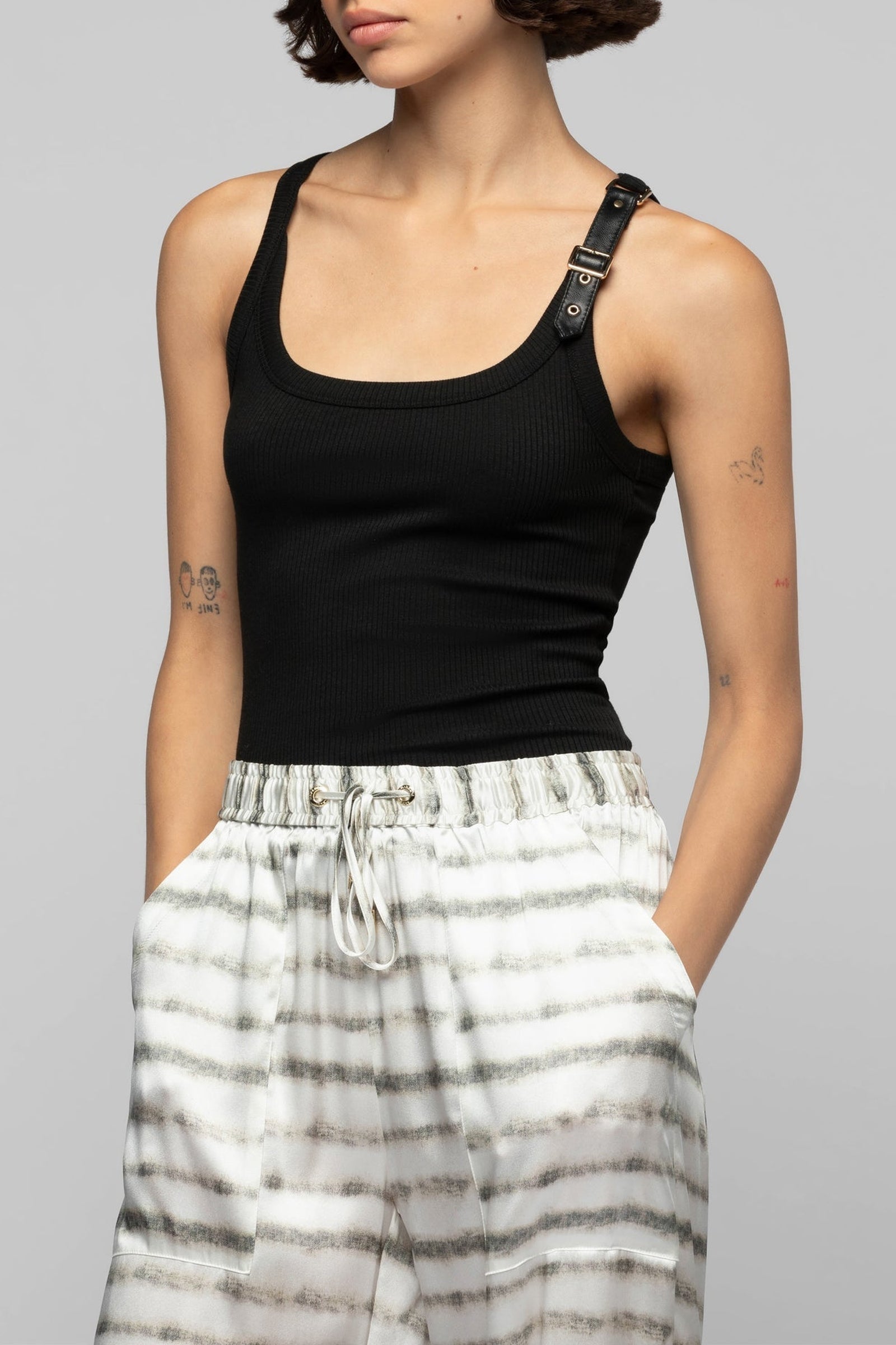 Tanastasia sleeveless tank top - Black