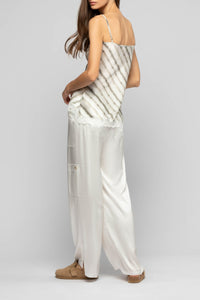 11 QTY NEW TOP AVEC DENTELLE