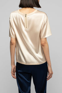 16 QTY NEW TSHIRT AVEC DETAIL EN CUIR