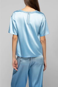 1 QTY NEW TSHIRT AVEC DETAIL EN CUIR