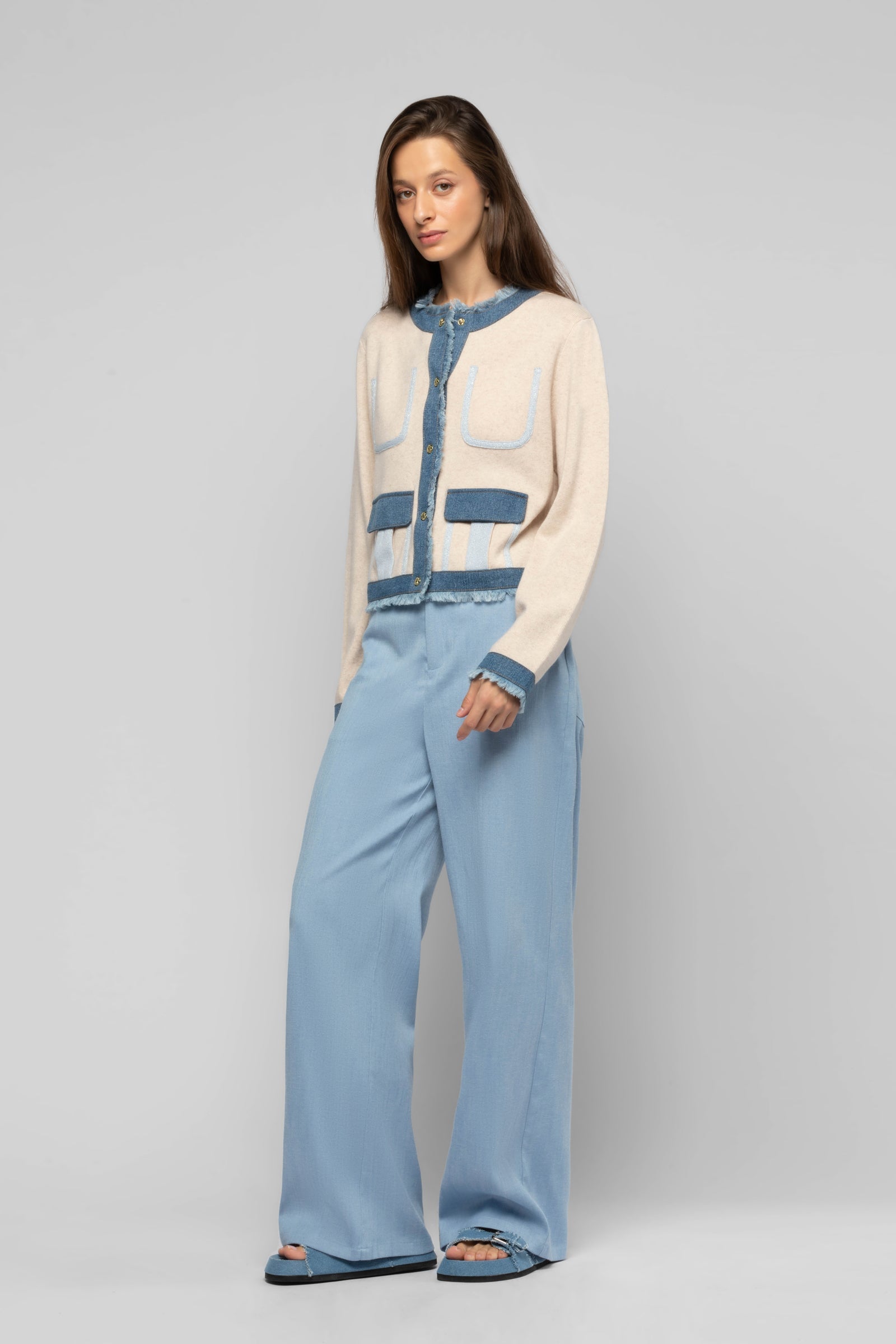 1 QTY NEW VESTE EN MAILLE ET DETAIL