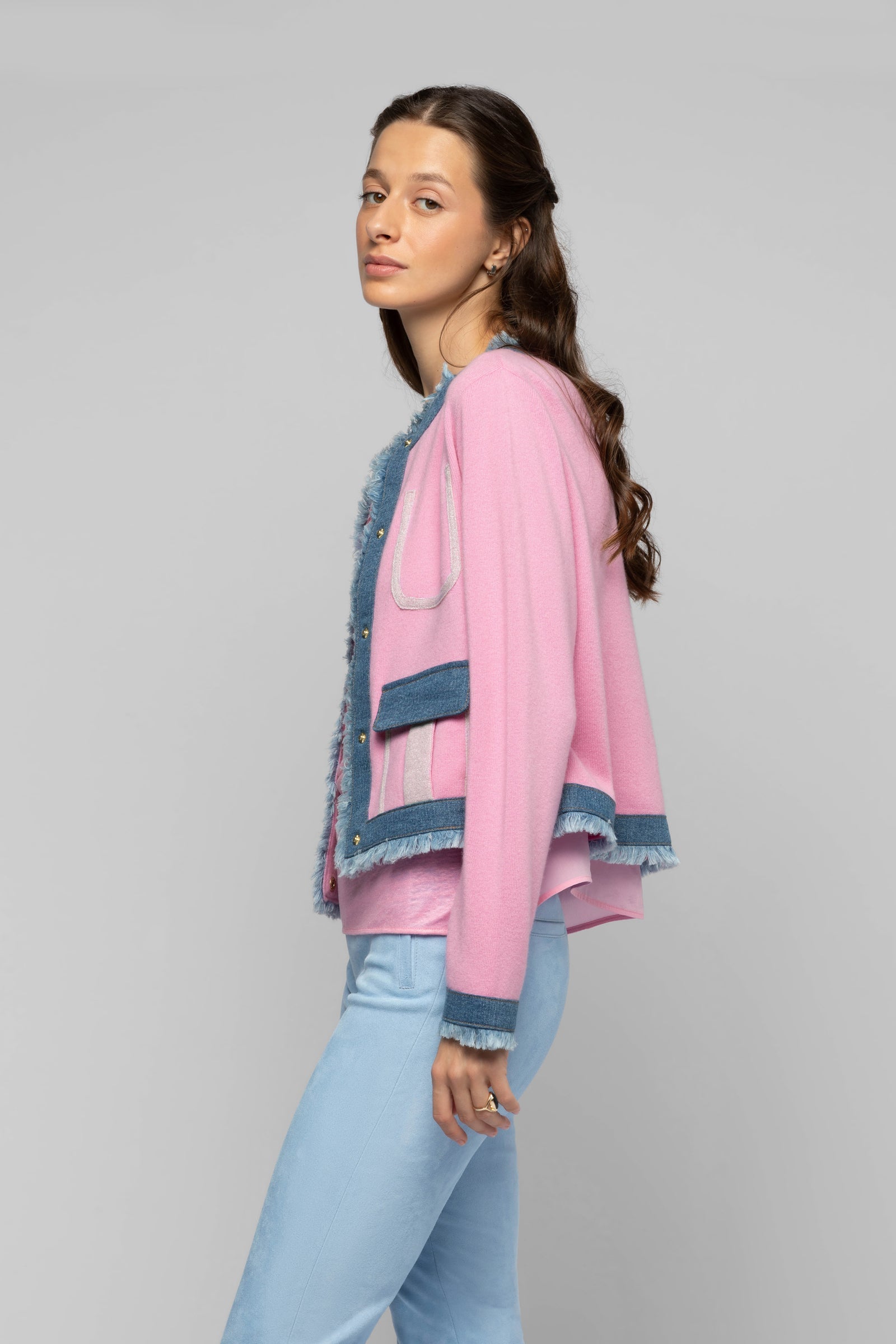 1 QTY NEW VESTE EN MAILLE ET DETAIL