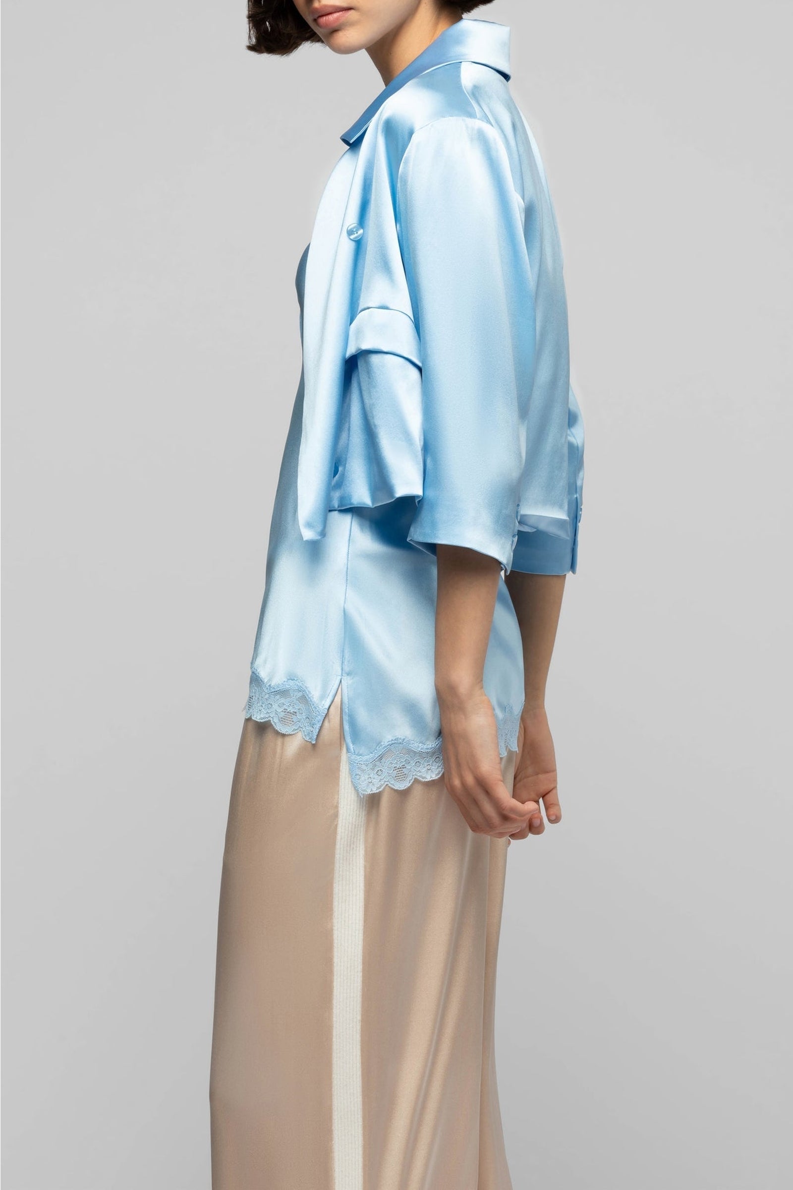 10 QTY NEW VESTE COURTE EN  SOIE AVEC ML