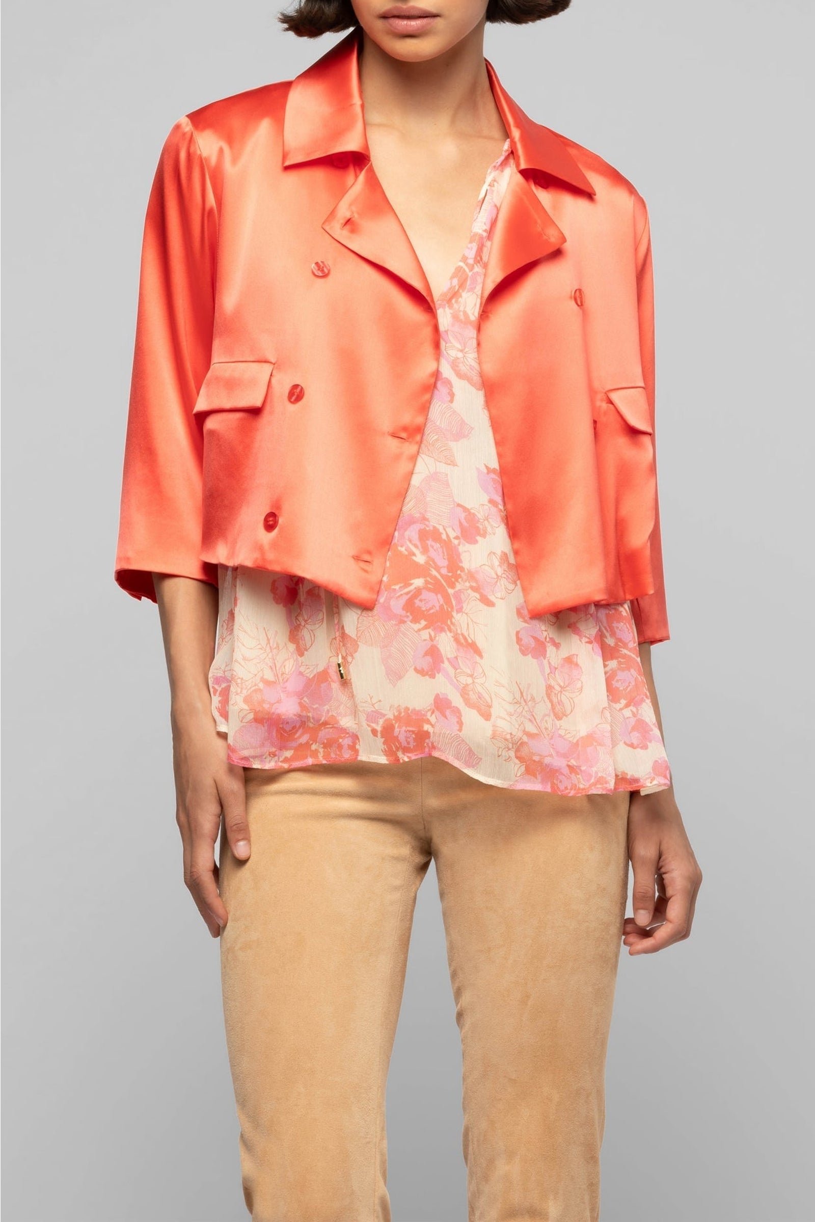 Vaicha short silk jacket inspired by a man's jacket - Coral