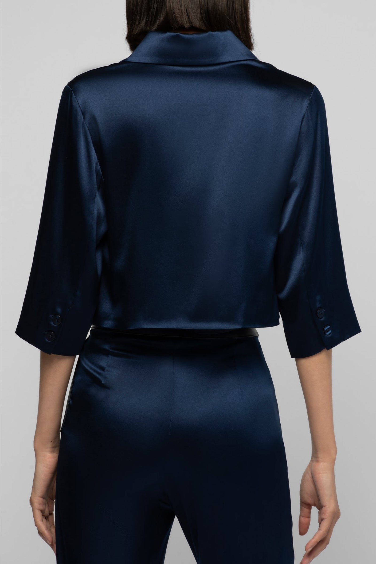 Vaicha short silk jacket inspired by a man's jacket - Navy