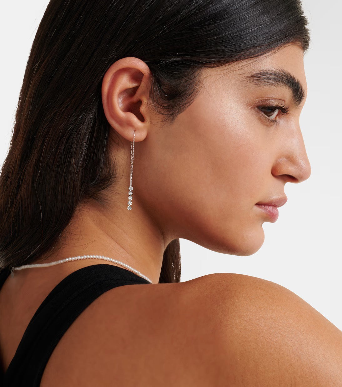 6qty RELIQUAT 895€/ QTY IN : 8-QTY OUT : 0- ST : 0% // Boucle d’oreille Danaé Rivière 5 diamants -Blanc