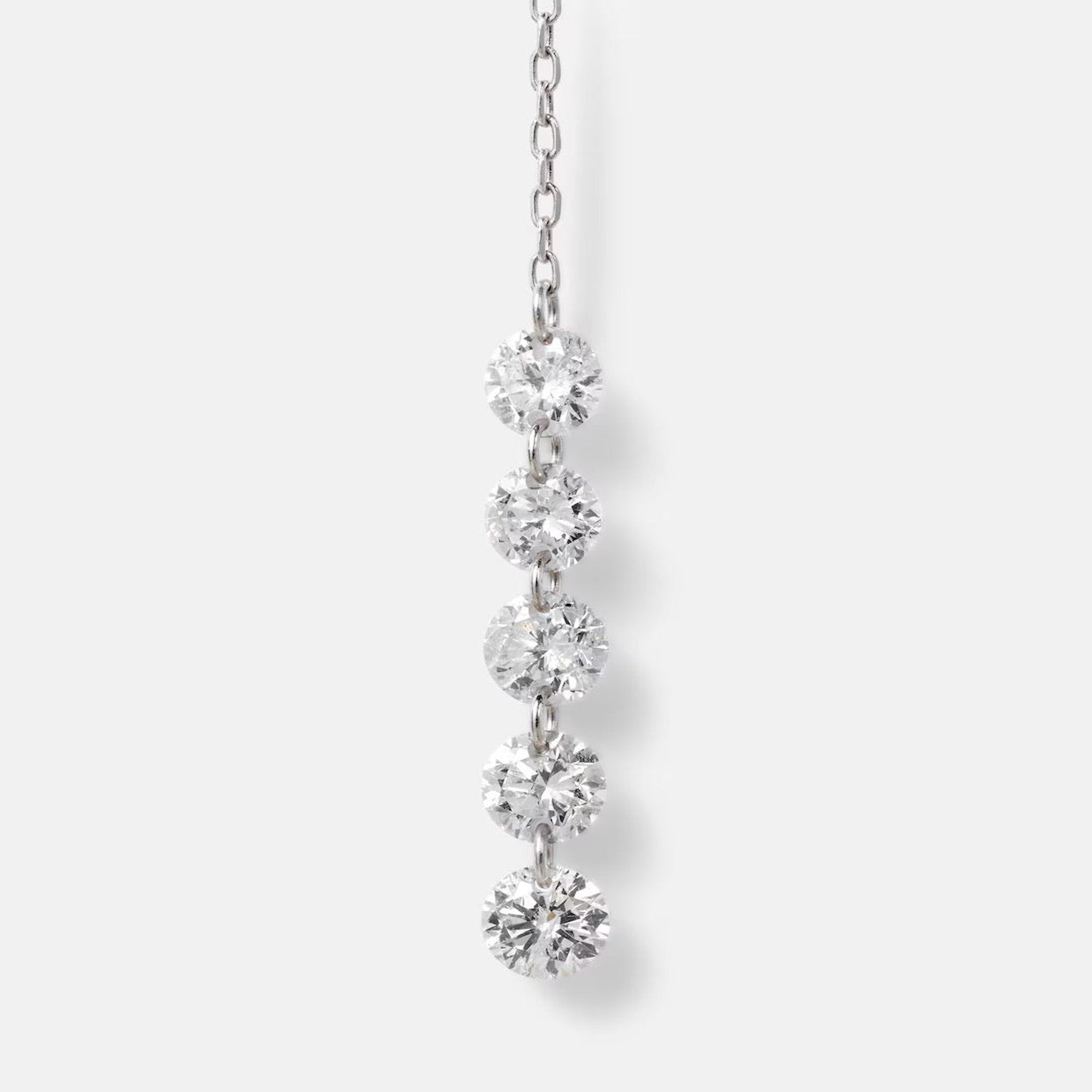 Mono boucle Danaé rivière sertie de diamants - Or Blanc