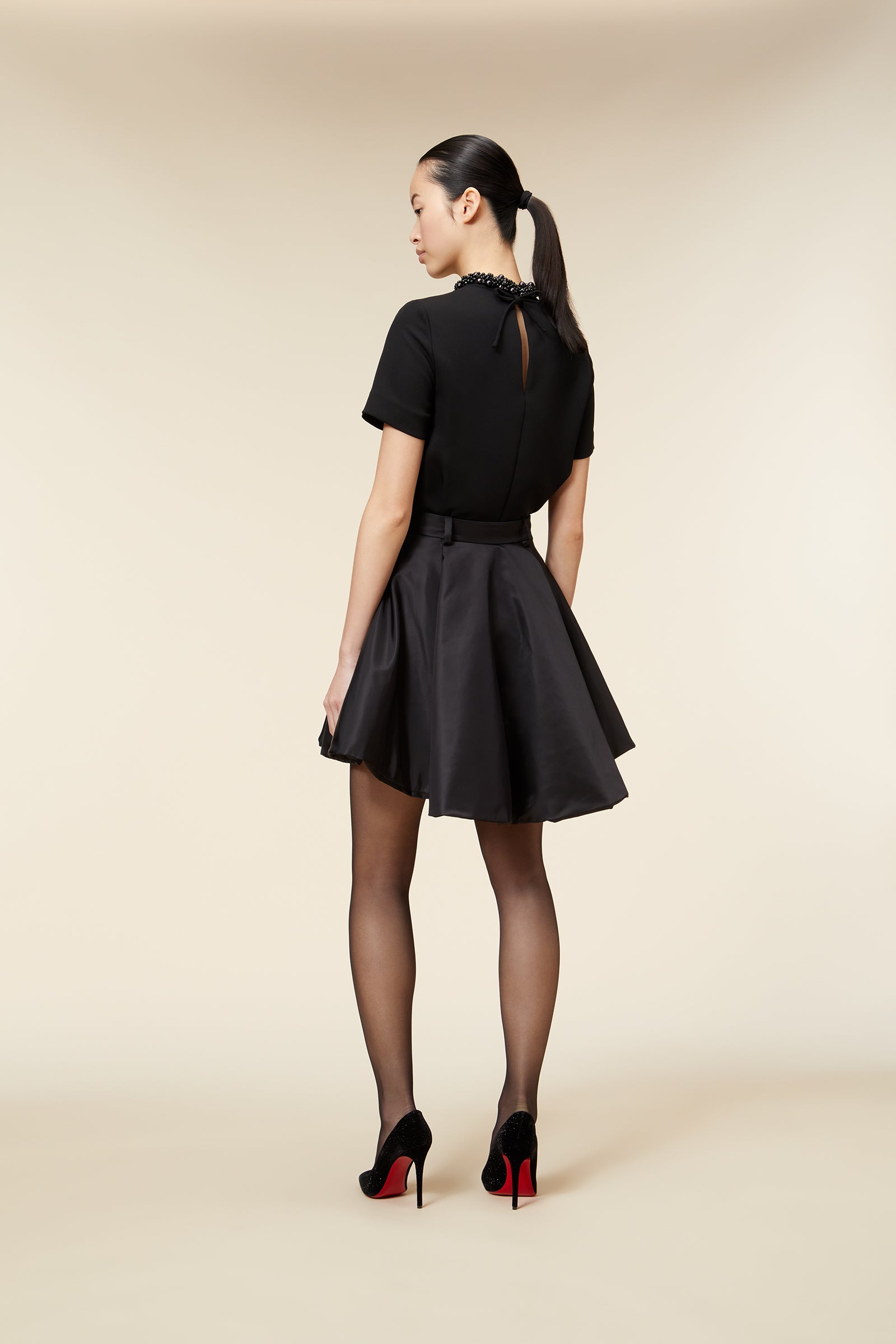 Black / PADDED MINI SKIRT