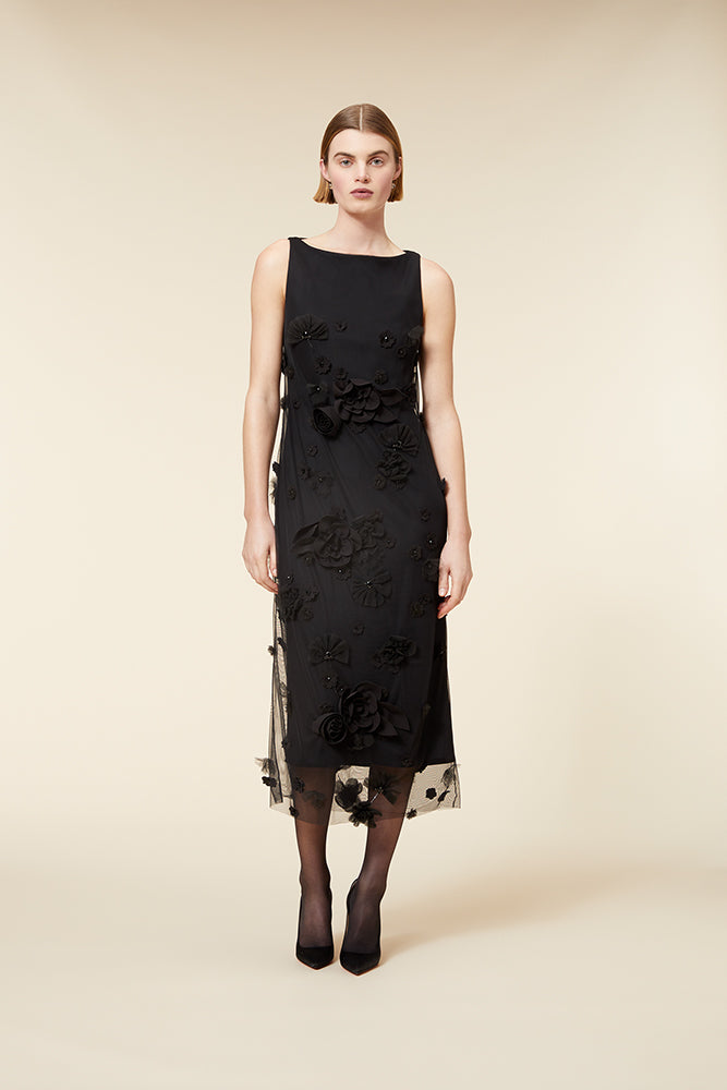 Black / FLORAL EMBROIDERY MIDI DRESS