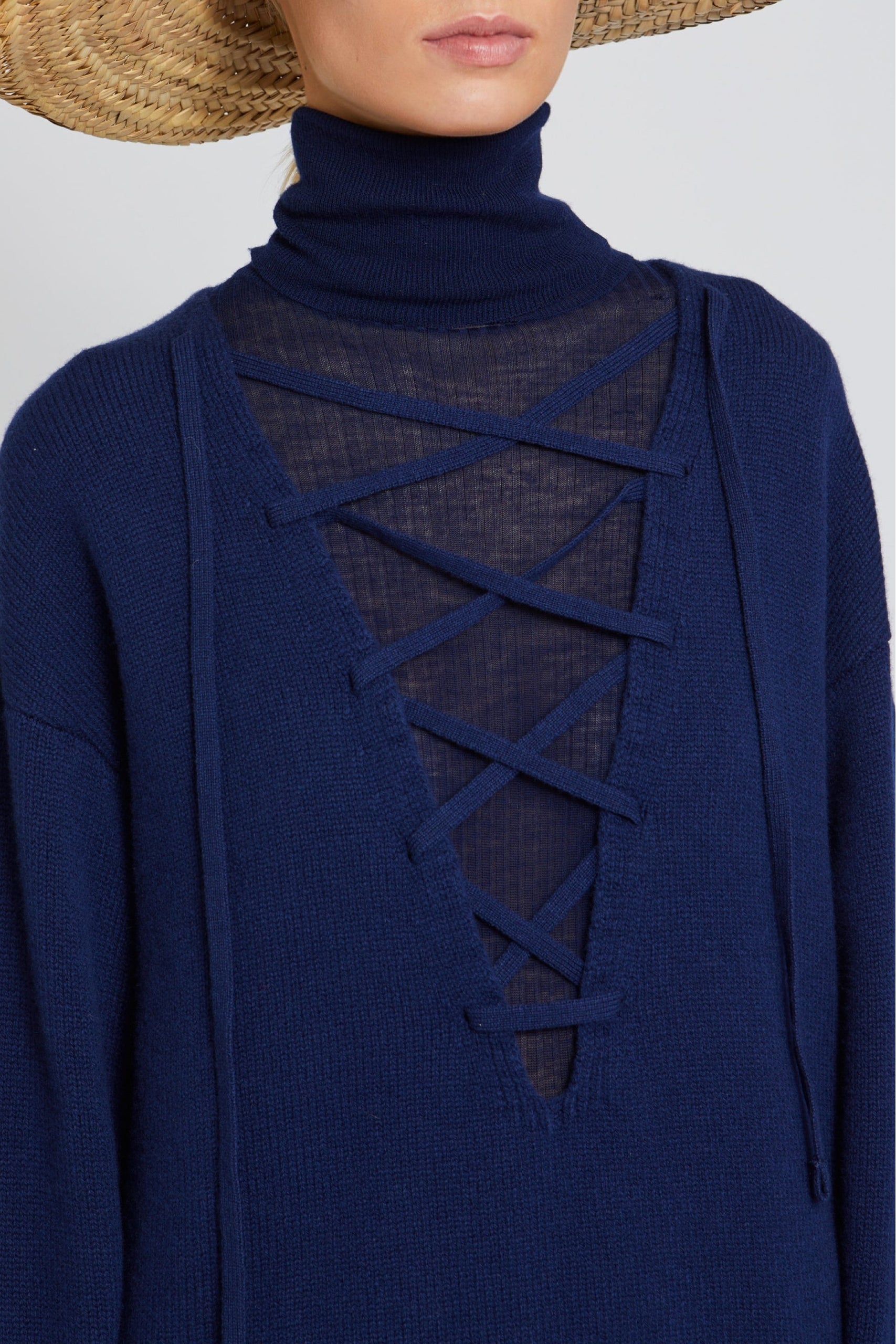 Pull Edward à lacets en laine - Navy