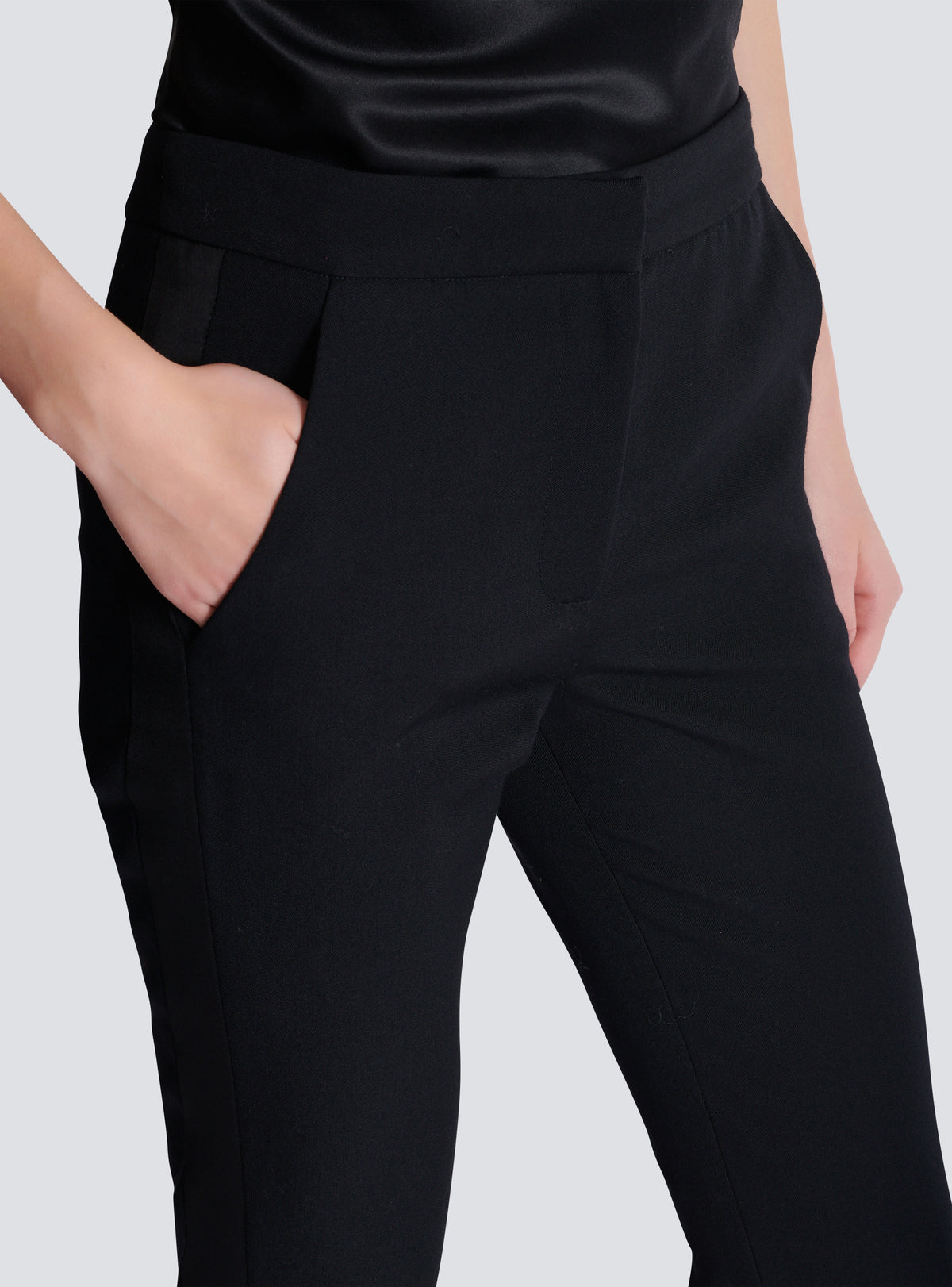 Pantalon slim zippé en grain de poudre - Noir & Noir