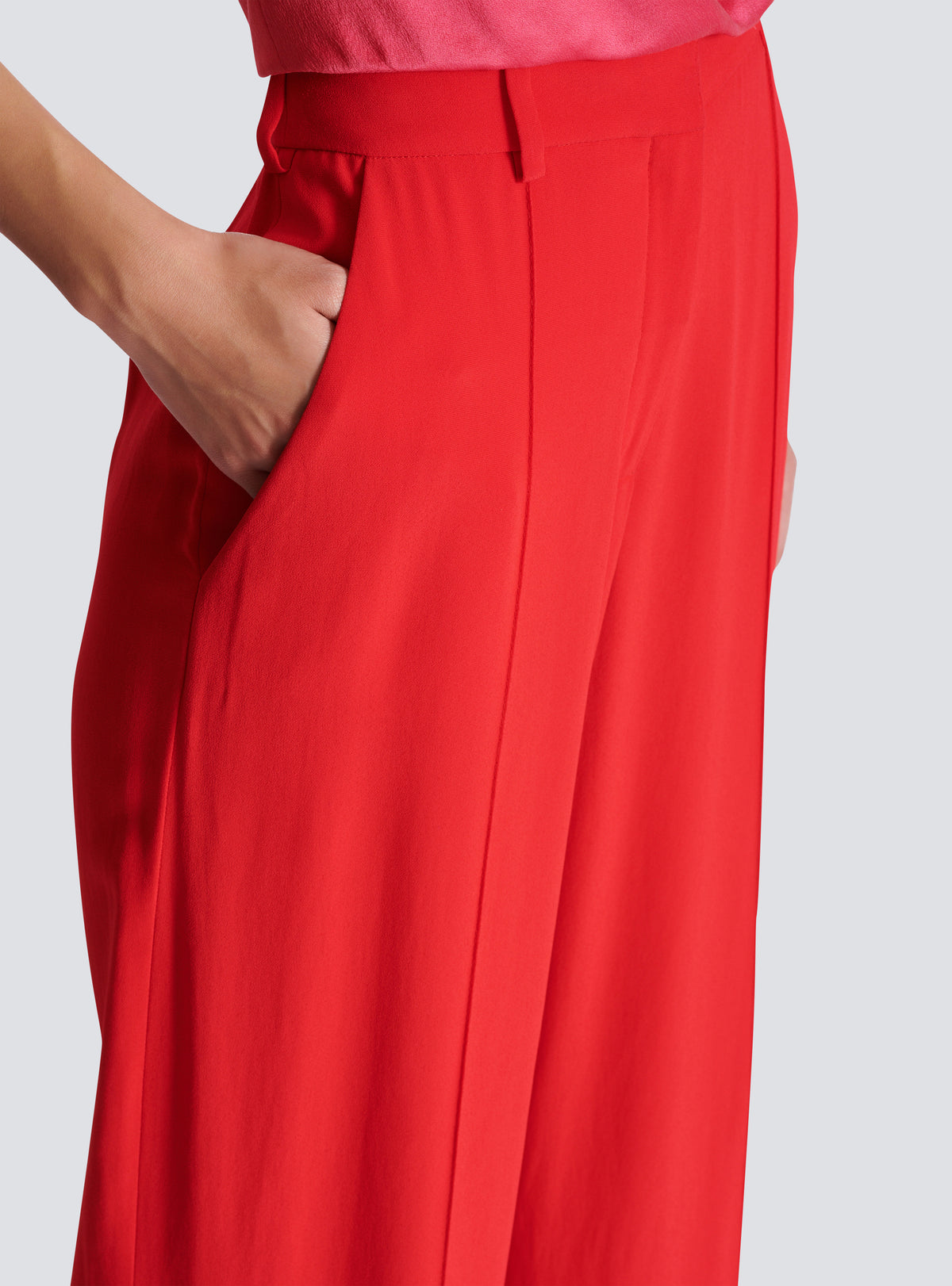 Pantalon tailleur droit en crêpe - Rouge Fonce