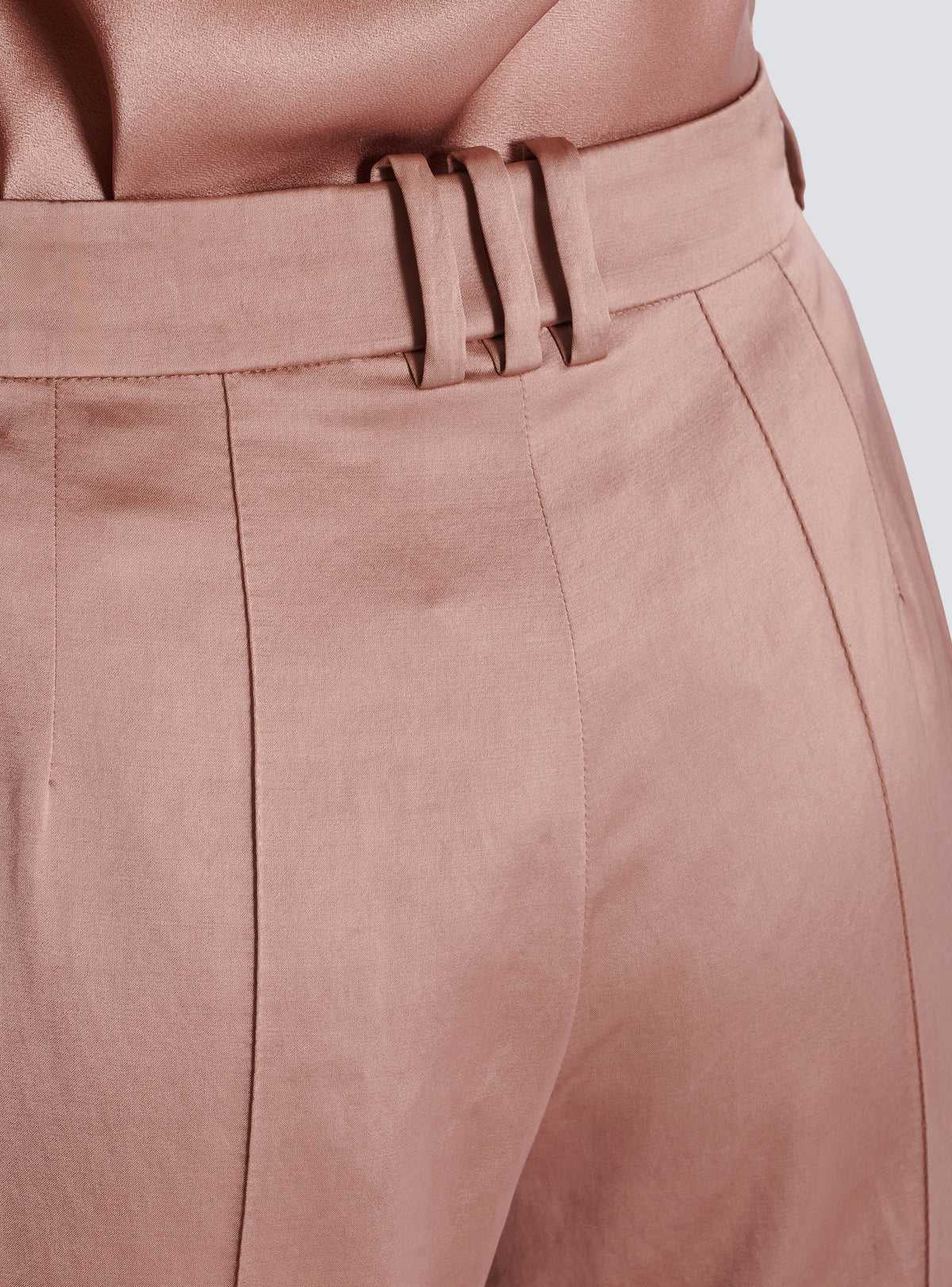 Pantalon droit tailleur en satin - Vieux Rose