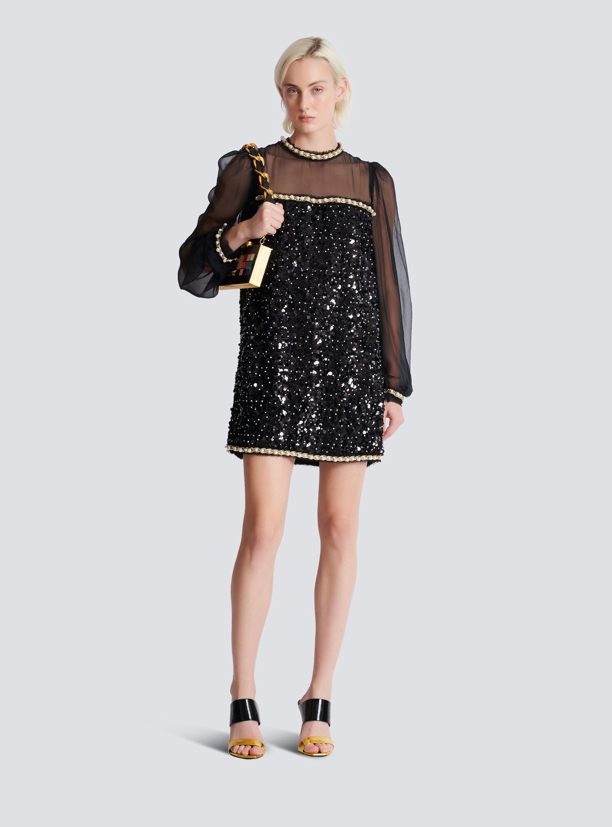 Robe en mousseline et sequins perlés  - Noir & Or & Blanc
