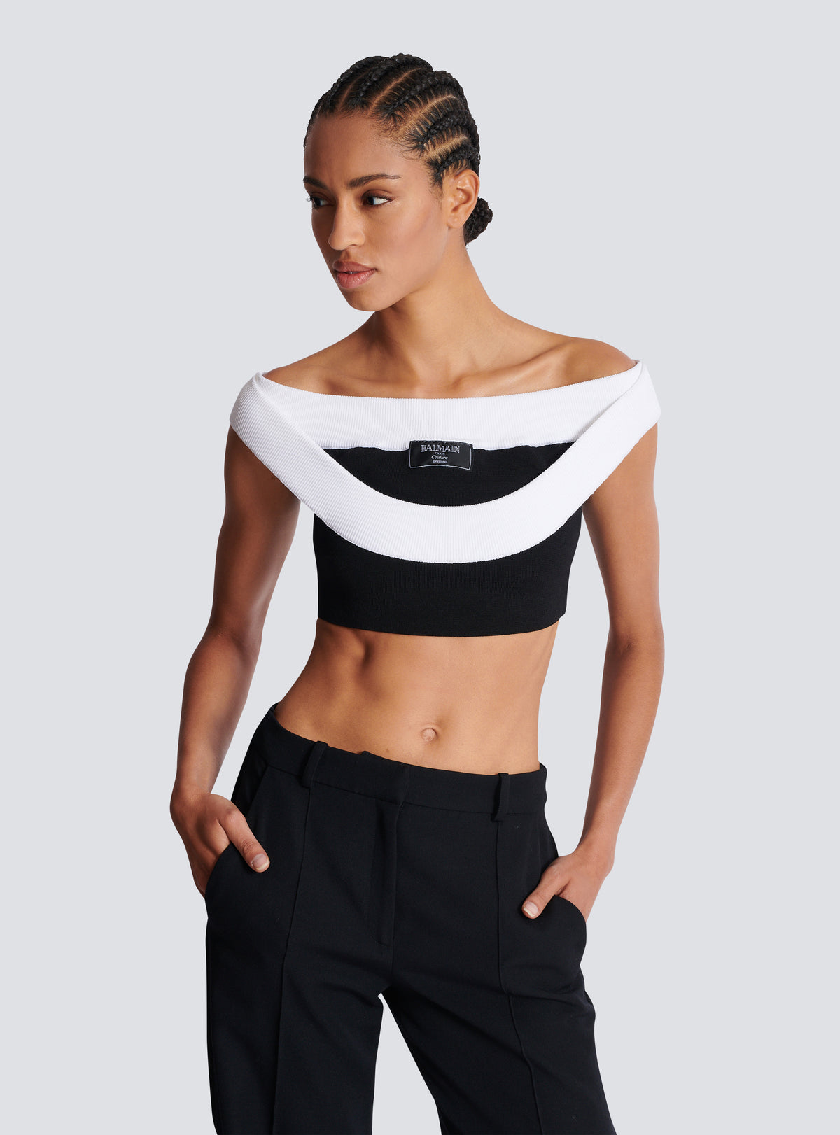 Top court en maille bicolore à double encolure  - Noir & Blanc