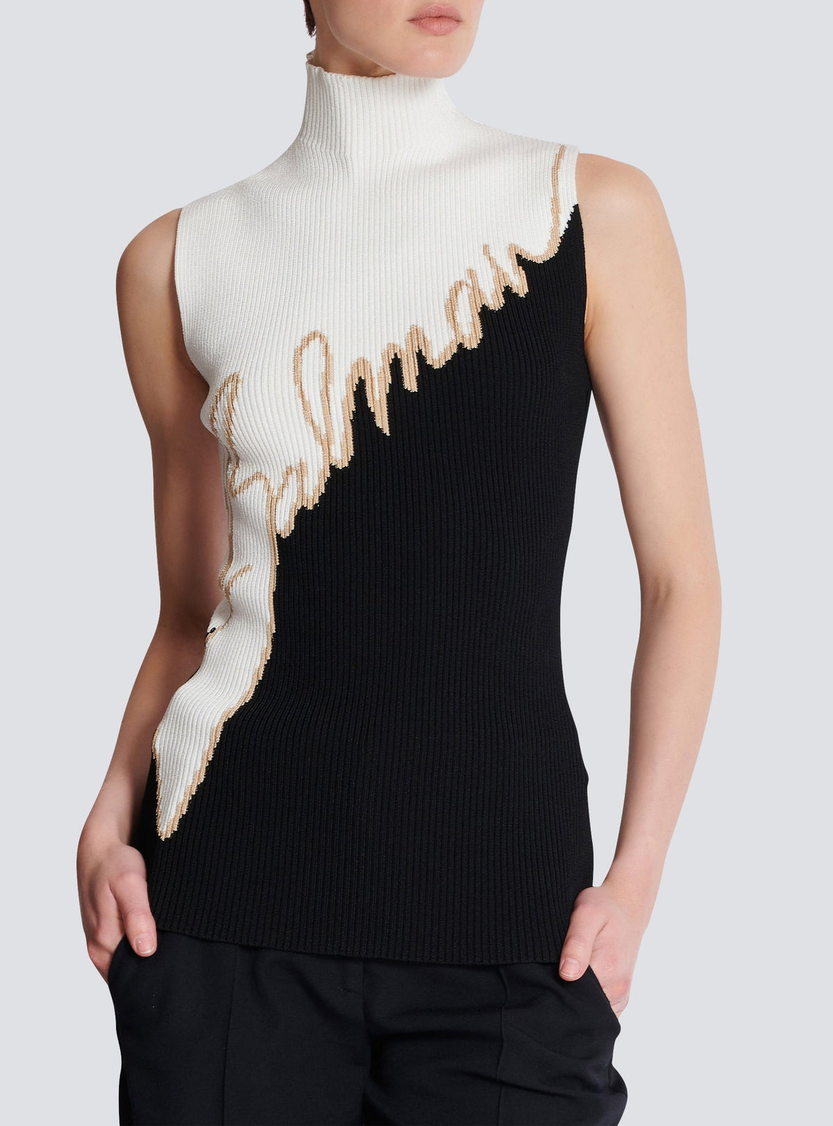 Sleeveless knit top - Noir & Nude & Blanc