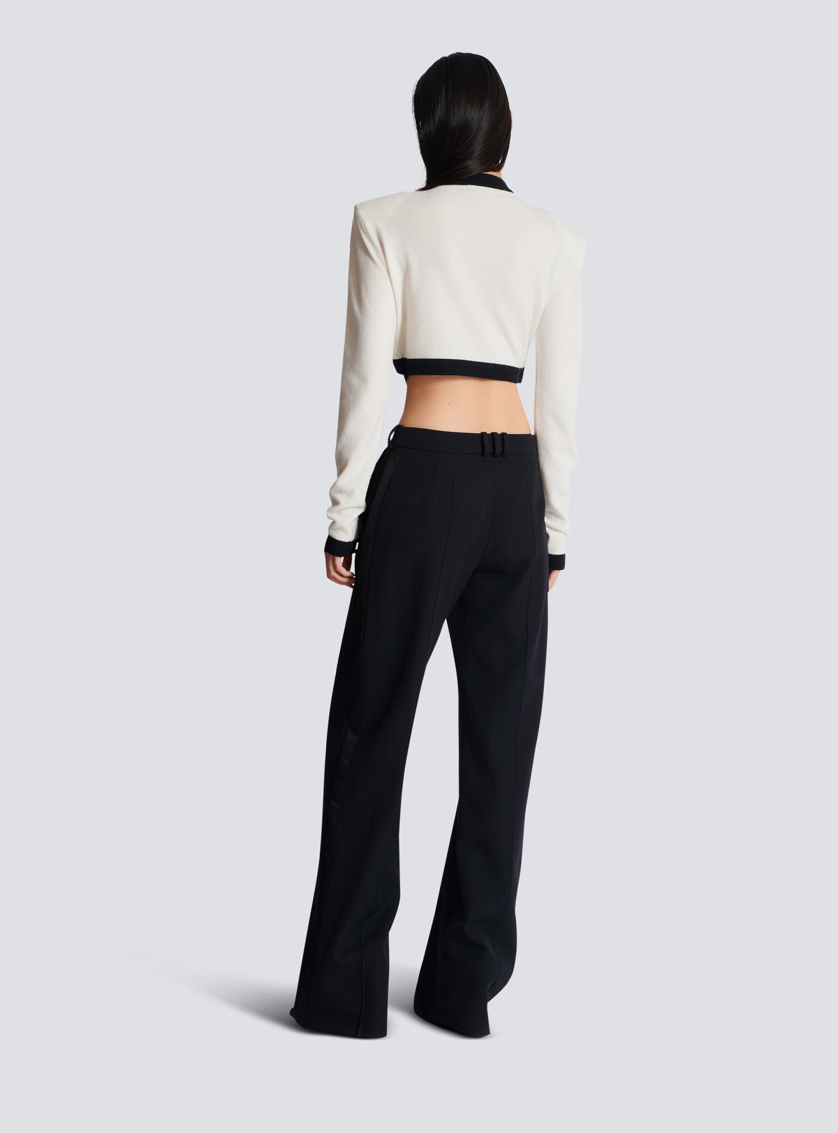 Pull en maille avec cardigan en trompe-l'œil - Naturel & Noir