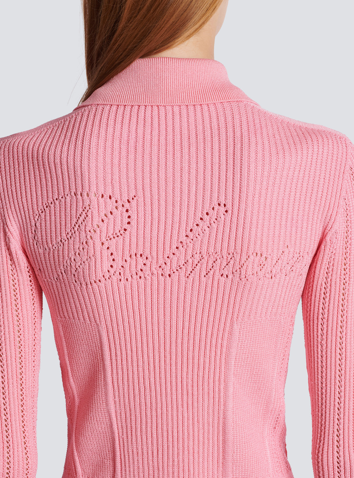 Cardigan court en maille côtelée et ajourée - Rose