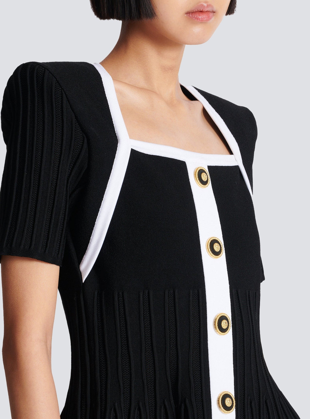 Knit short flared dress - Black & White