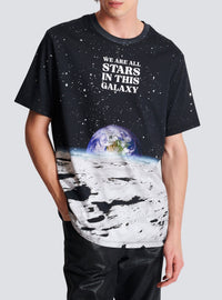 T-shirt imprimé terre et étoiles - Noir & Multicolore