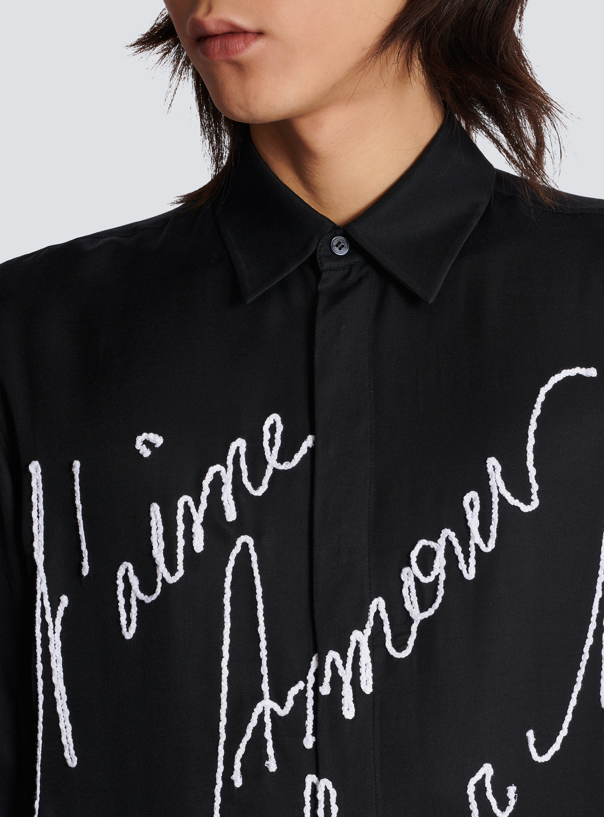 Chemise fluide brodée « lettre d'amour » - Noir & Blanc
