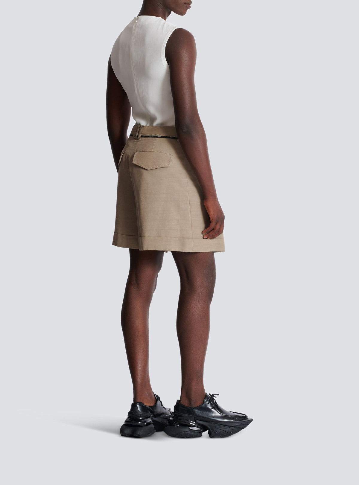 Pleated cupro shorts - Taupe