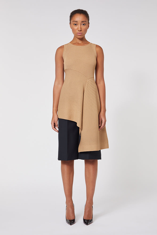 Latte / VOLANT PEPLUM TOP