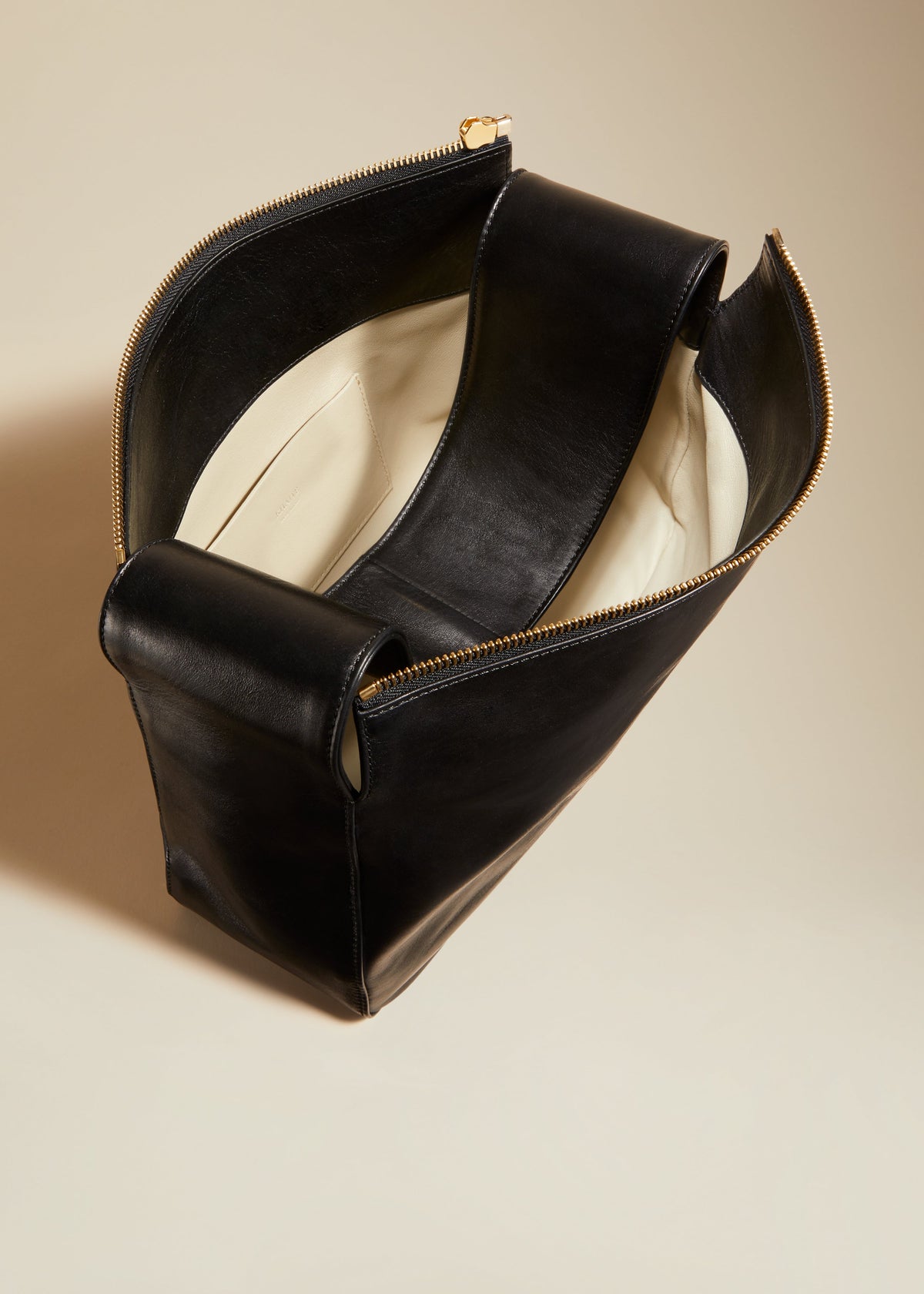 Black The Elena Bag In Black Vintage Calf Leather - Black