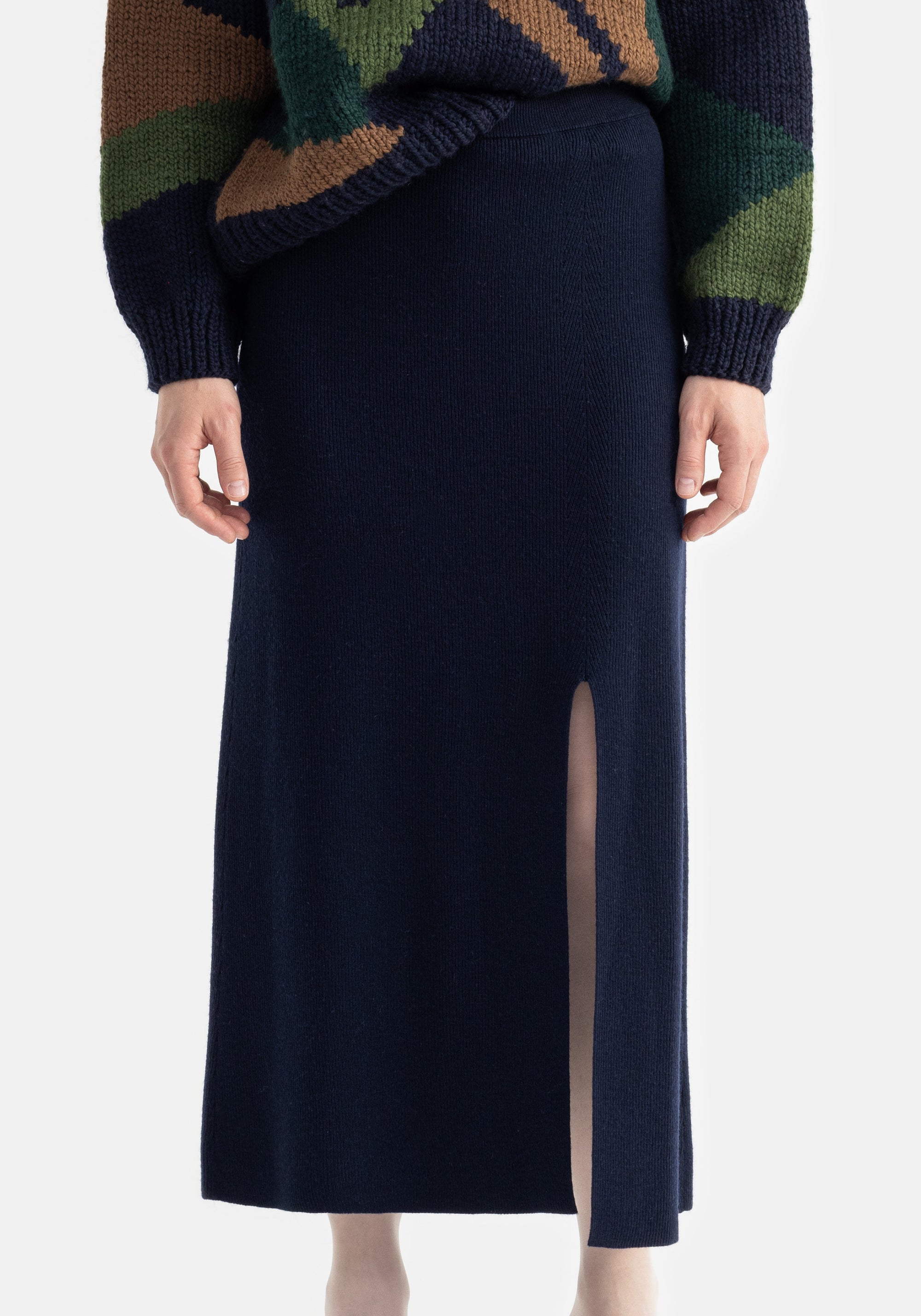 Estella long skirt in wool - Midnight