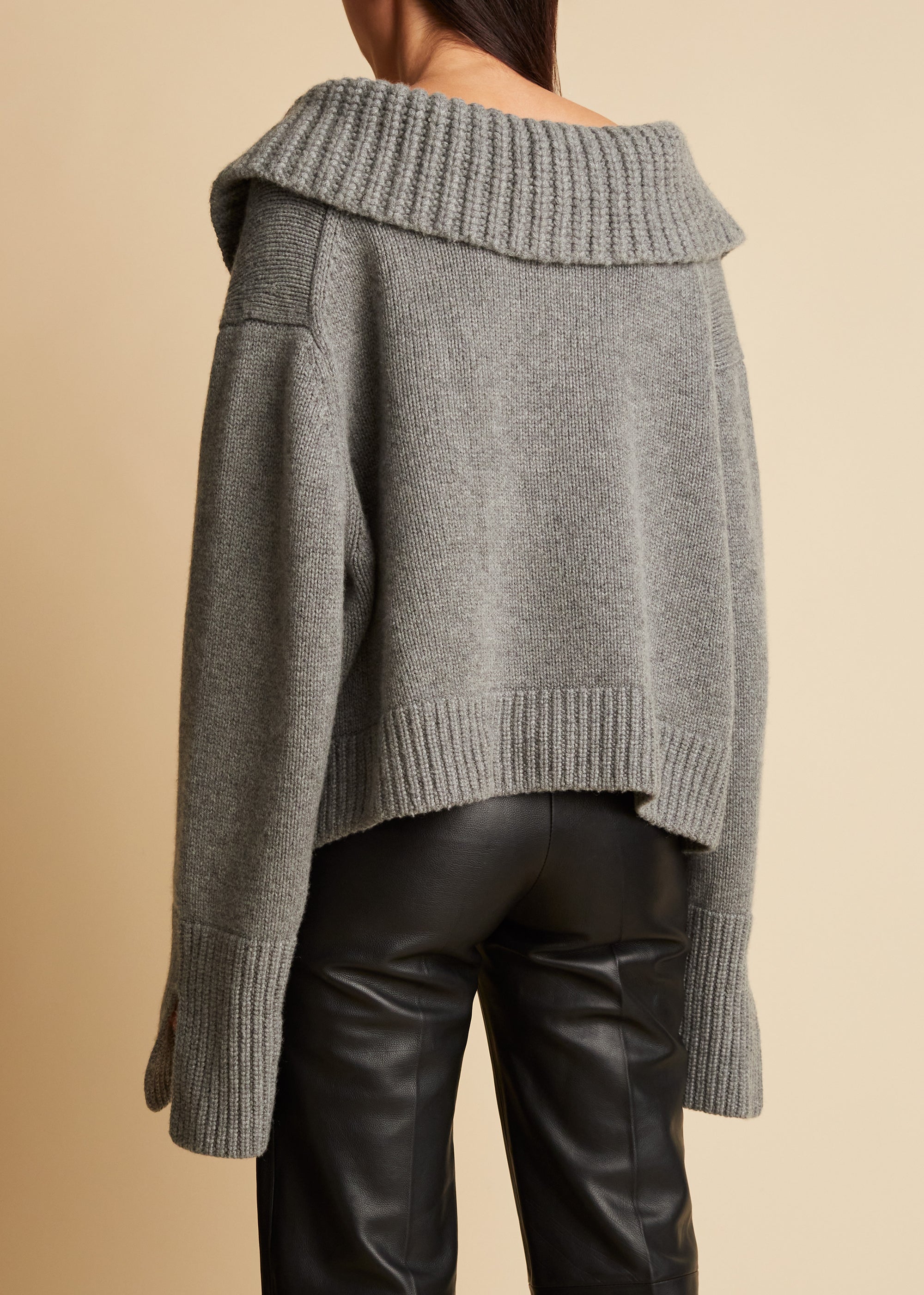 Evi sweater in cashmere - Smoke