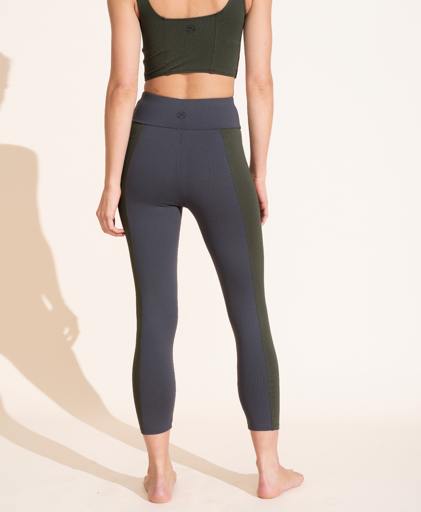 Therese Legging - Charcoal & Olive