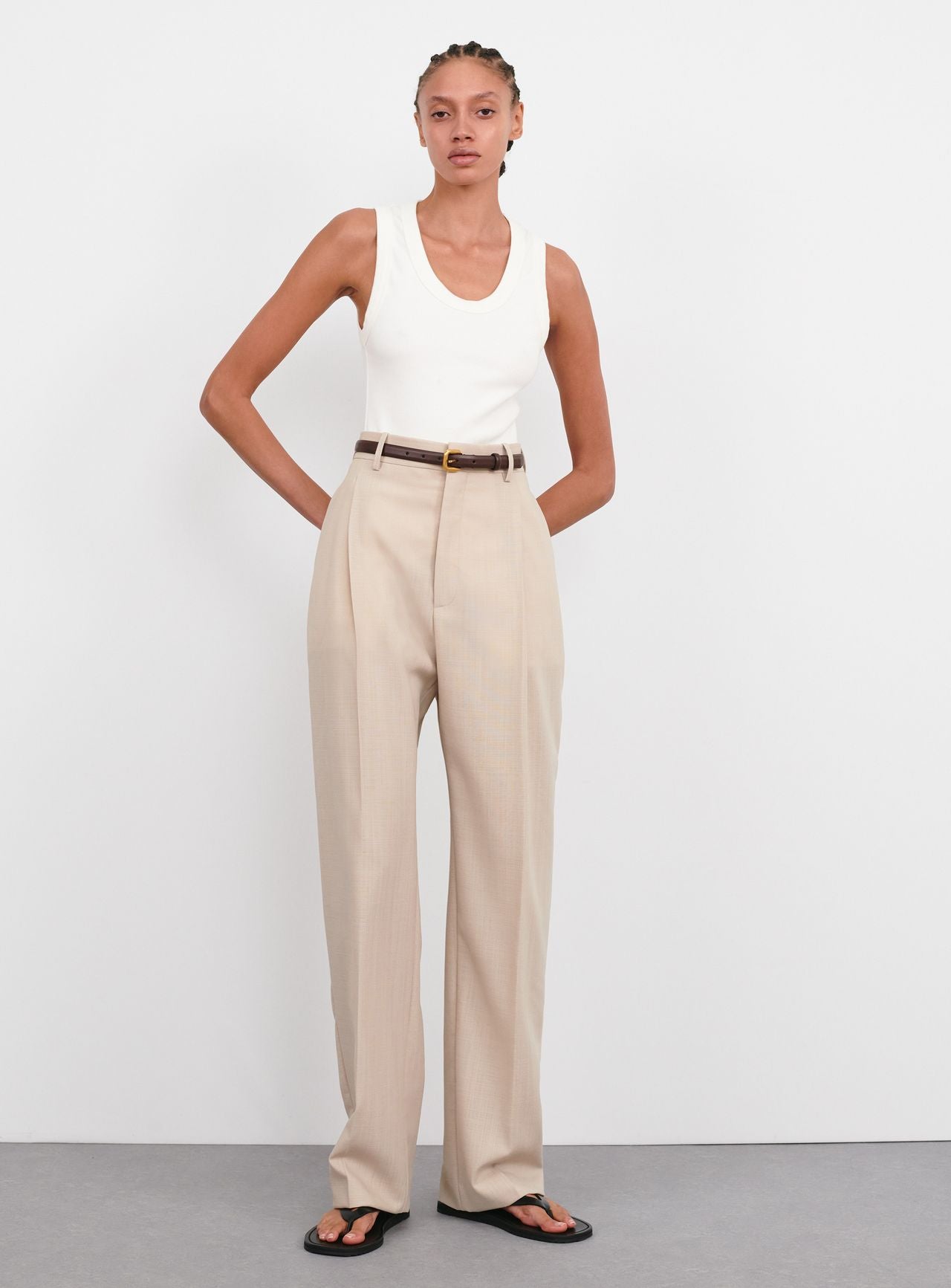 Light Mid Rise Trouser - Khaki