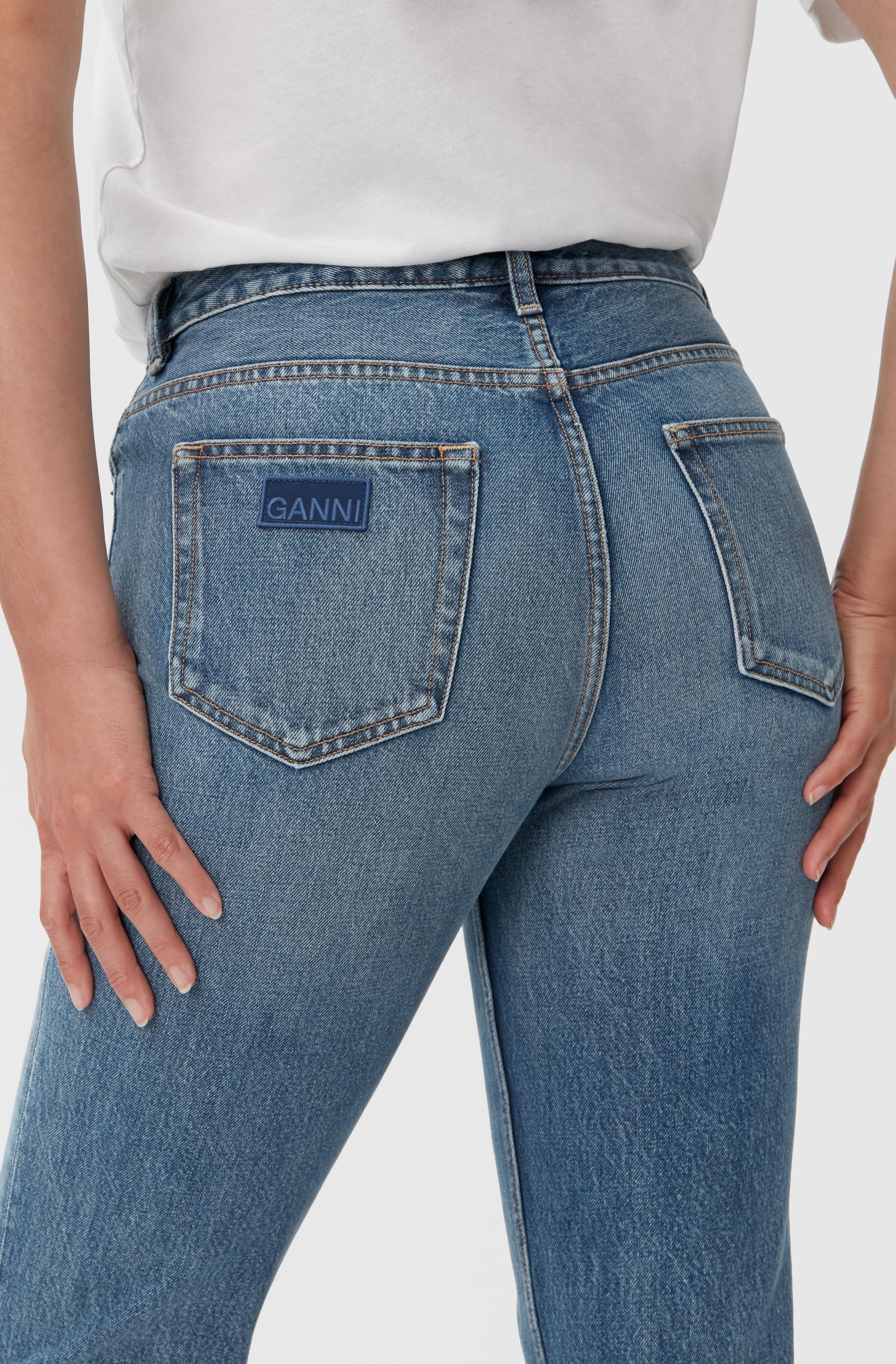 Pantalon taille haute Swigy en denim - Mid Blue Vintage