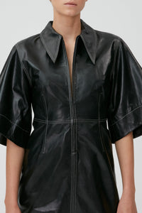 Short zipped dress in leather - Black