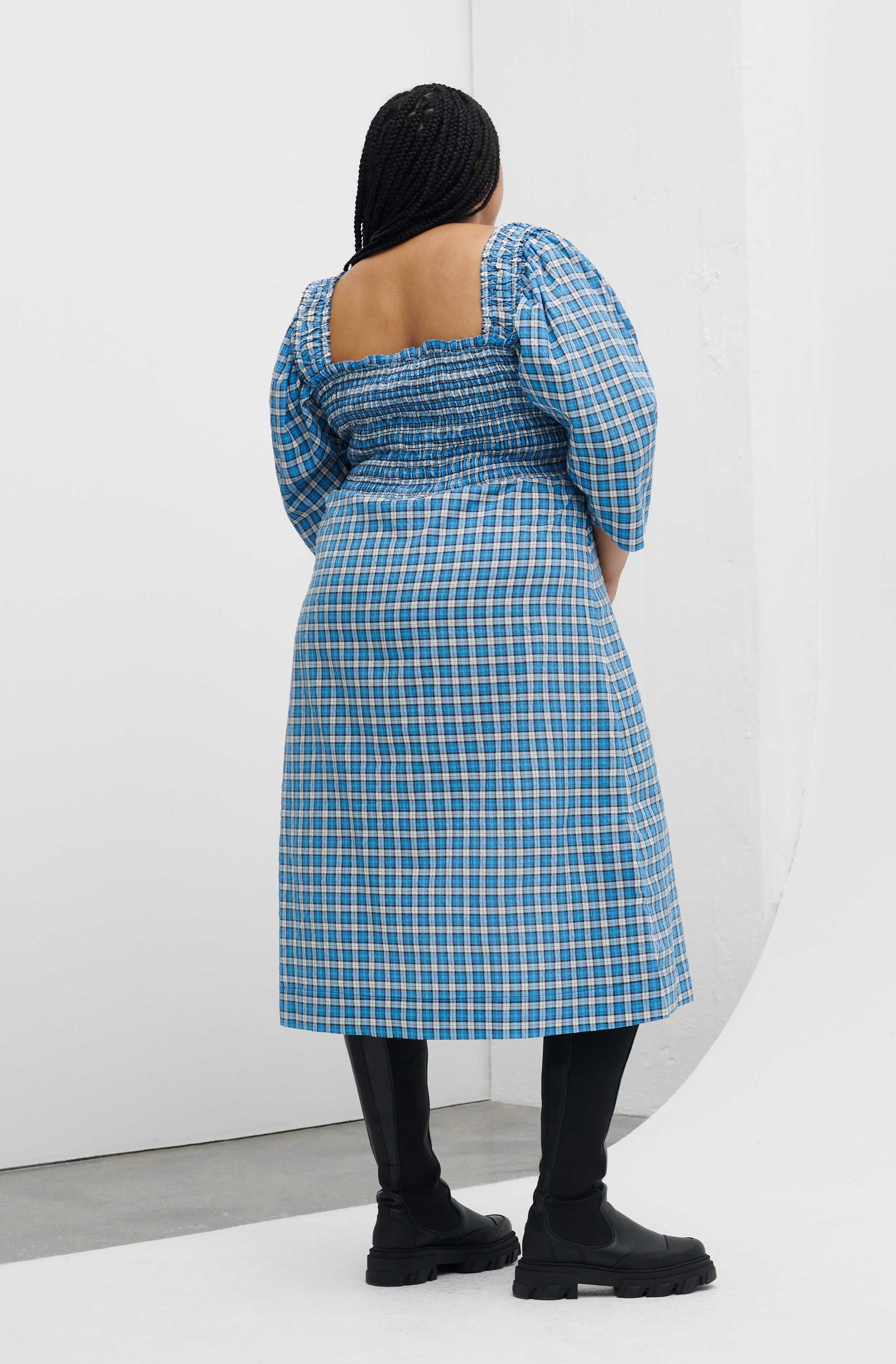 Robe midi froncée en crêpe - Check Azure Blue