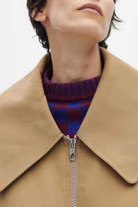 Jacket with pockets and pointed collar - Tiger's Eye