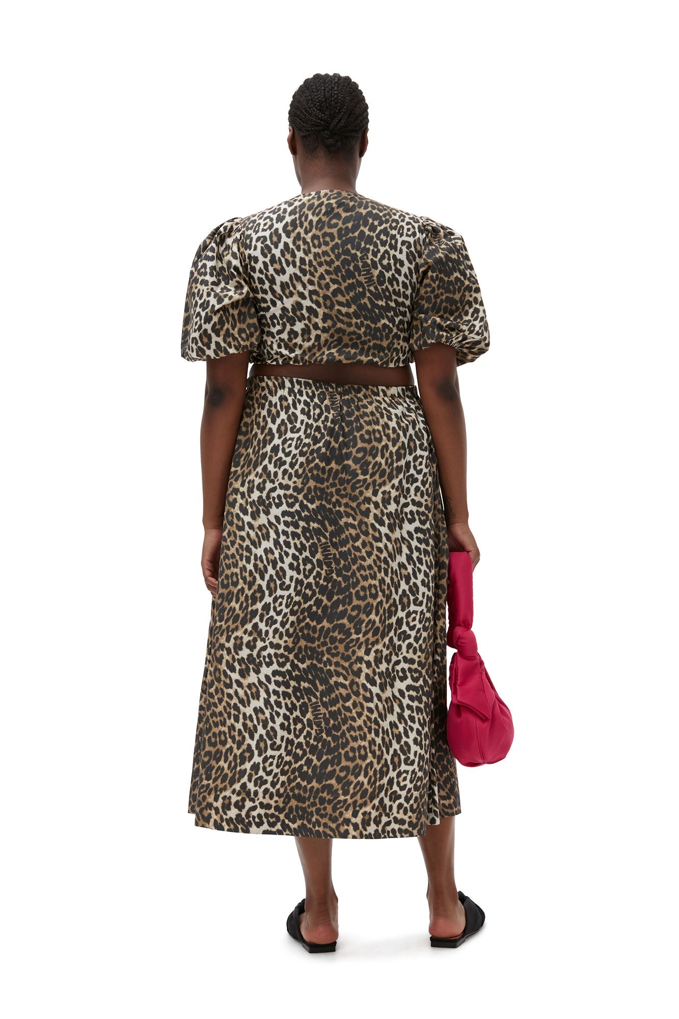 Long elastic skirt with animal print - Leopard Almond Milk