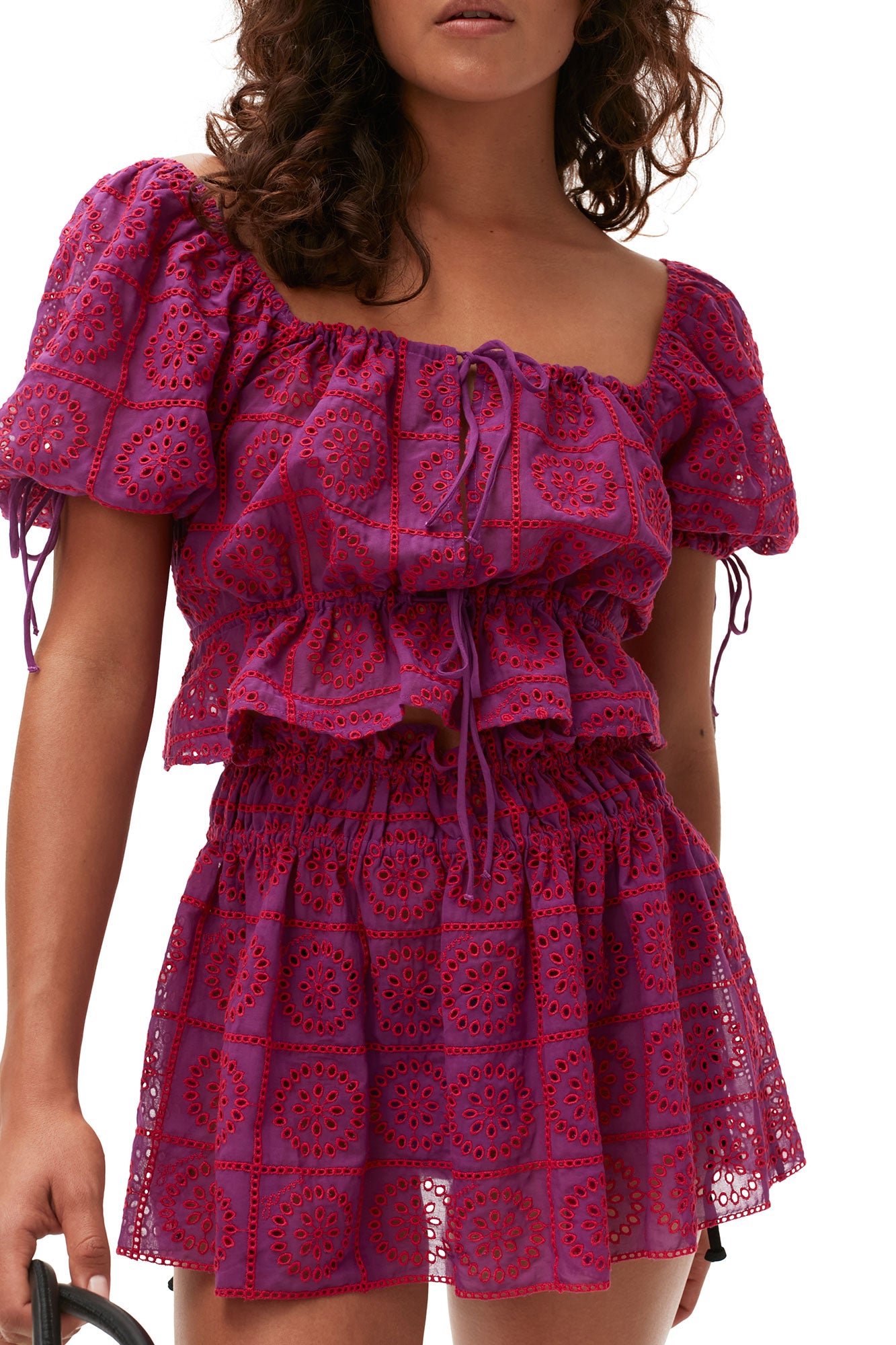 Jupe courte en broderie anglaise - Sparkling Grape
