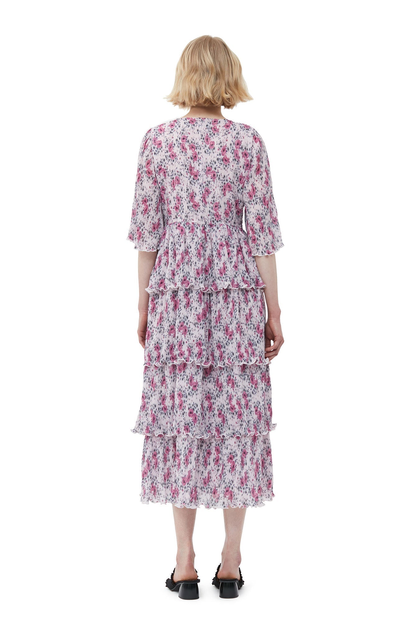 Robe midi smockée à volants en georgette plissée - Mauve Chalk