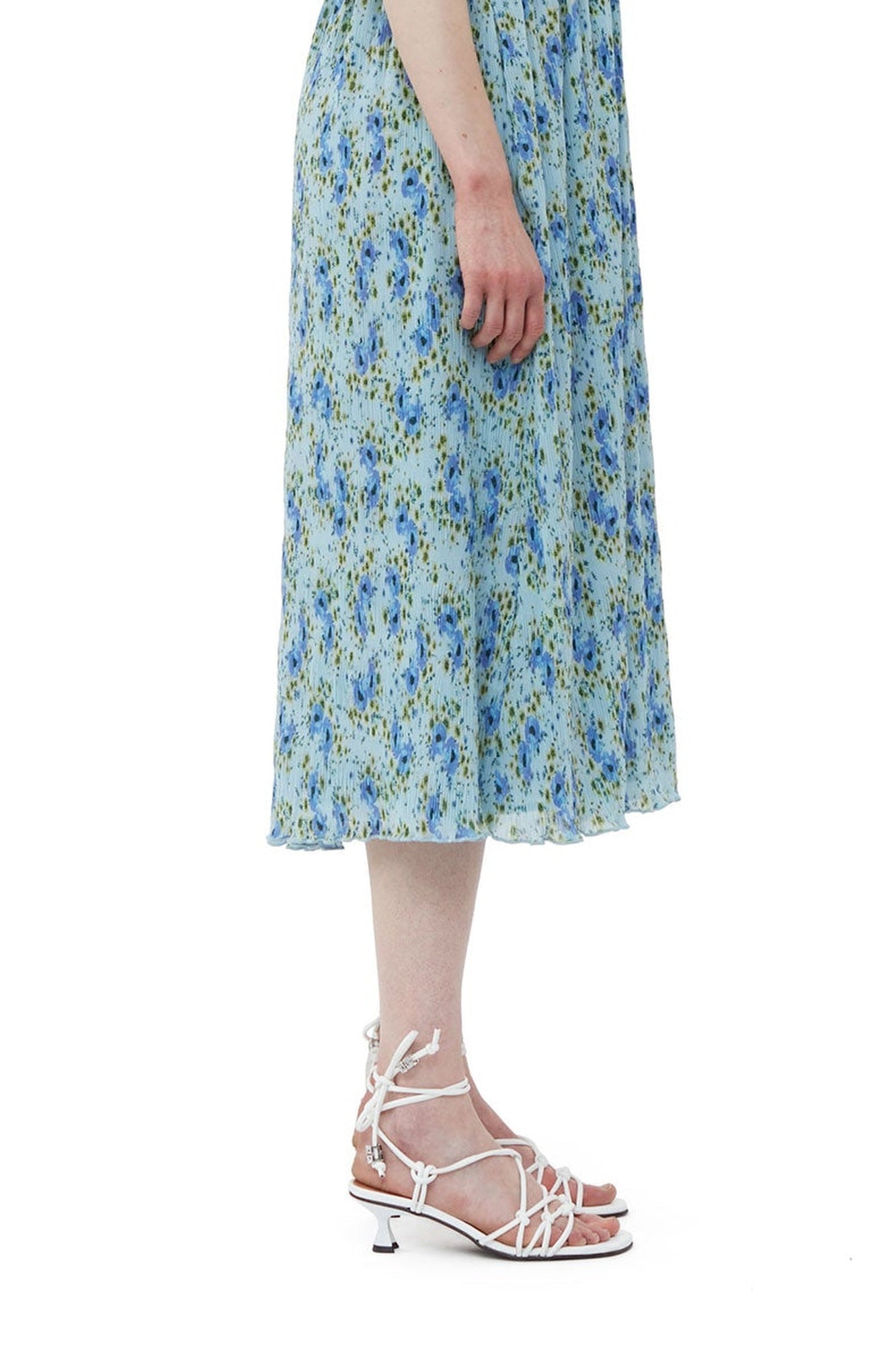 Robe midi smockée avec col V en georgette plissée - Ice Water