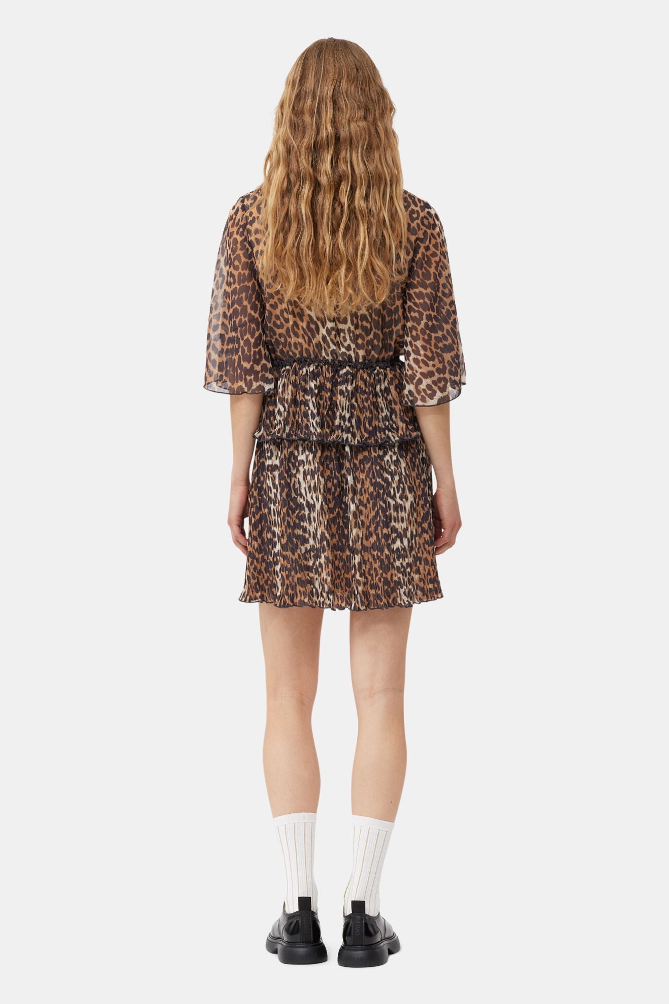 Robe courte volantée imprimé animal - Almond Milk