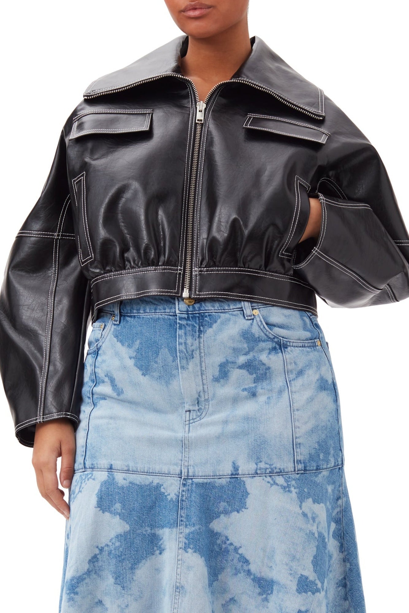 Future jacket with curved sleeves - Black