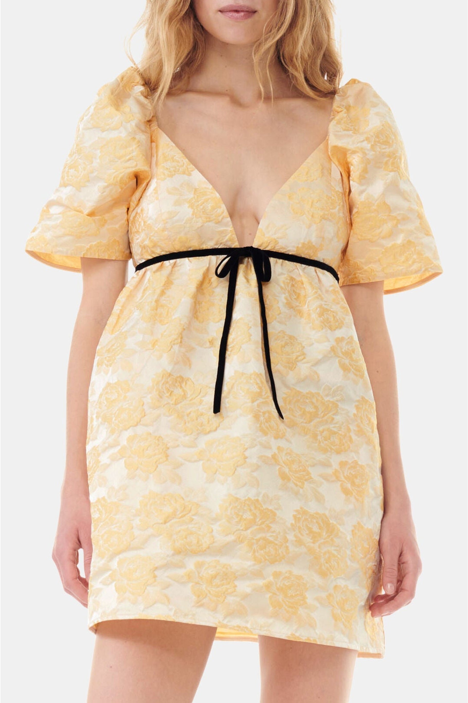 Robe courte à manches ballon - Flan