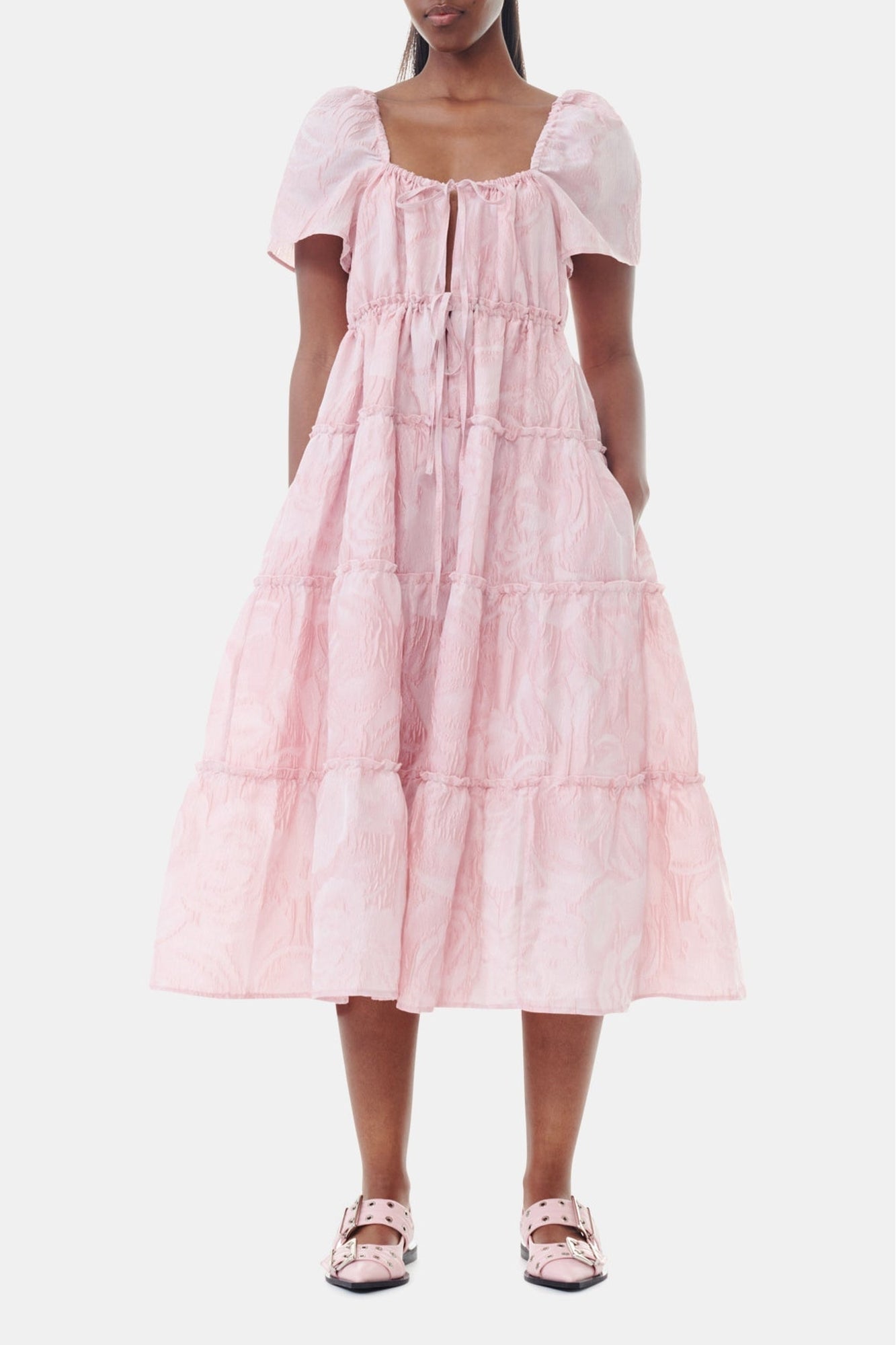 Robe texturée cloqué à volants - Bleached Mauve